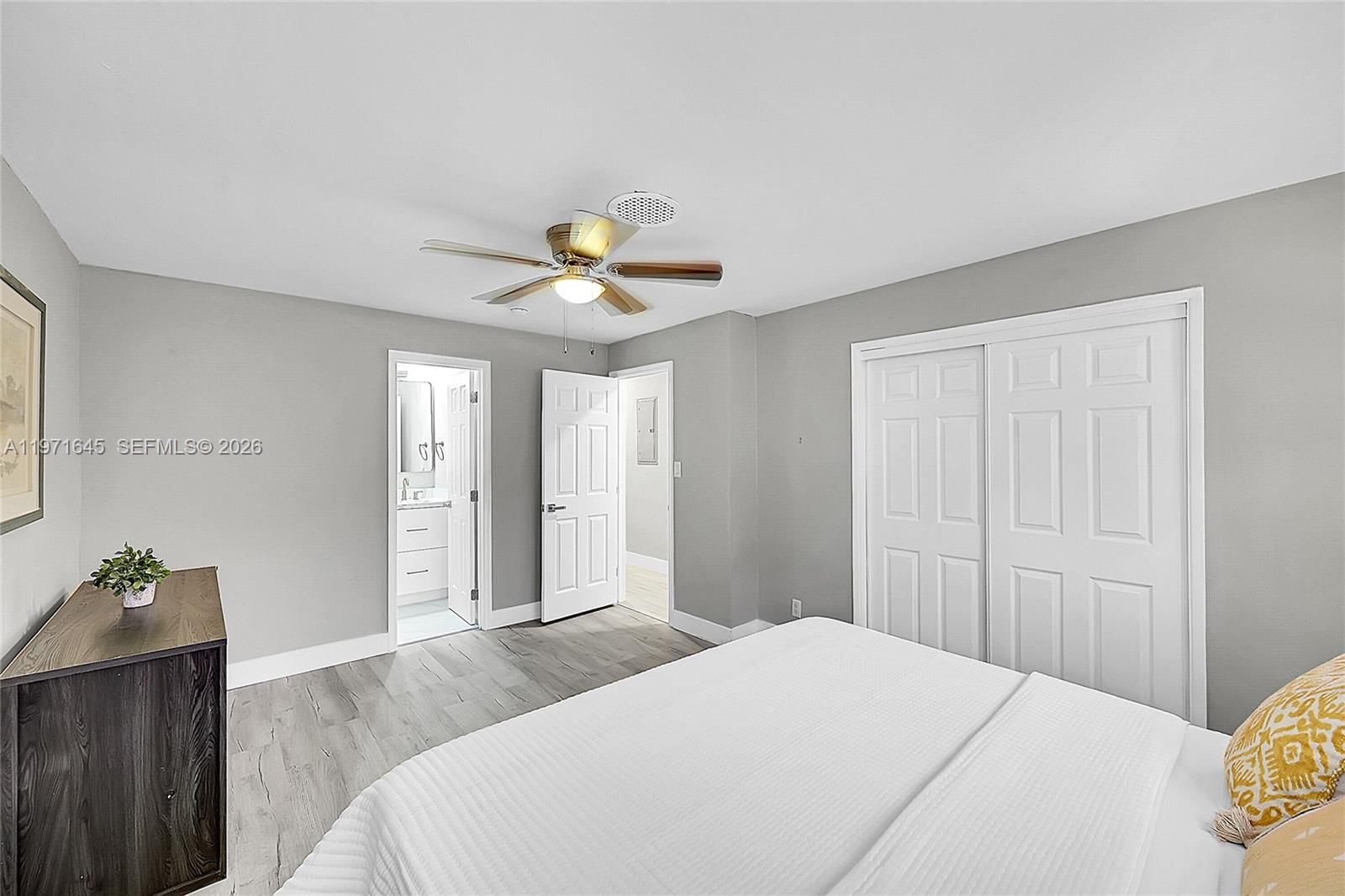 1950 NE 55th Ct - 16