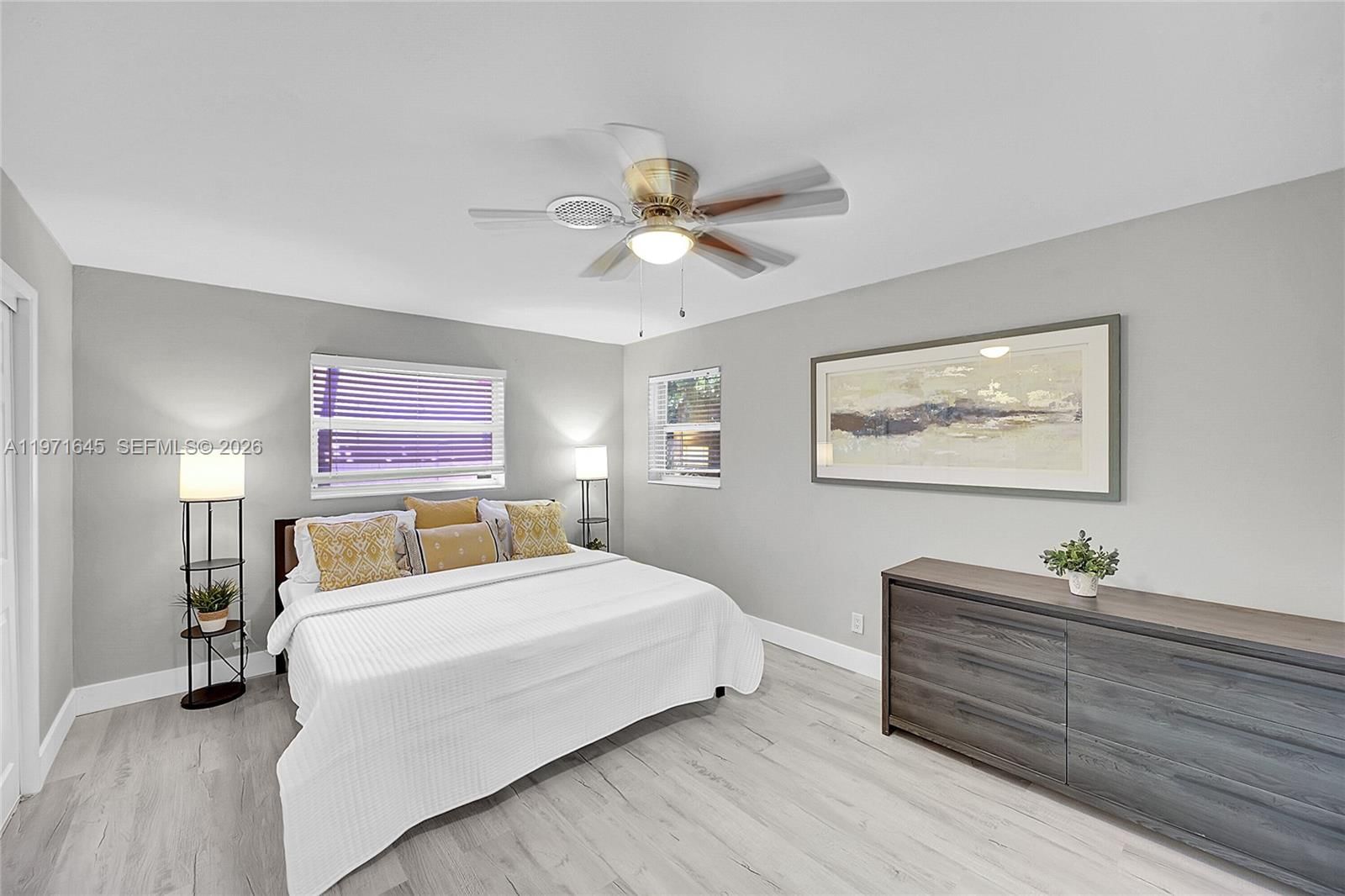 1950 NE 55th Ct - 17