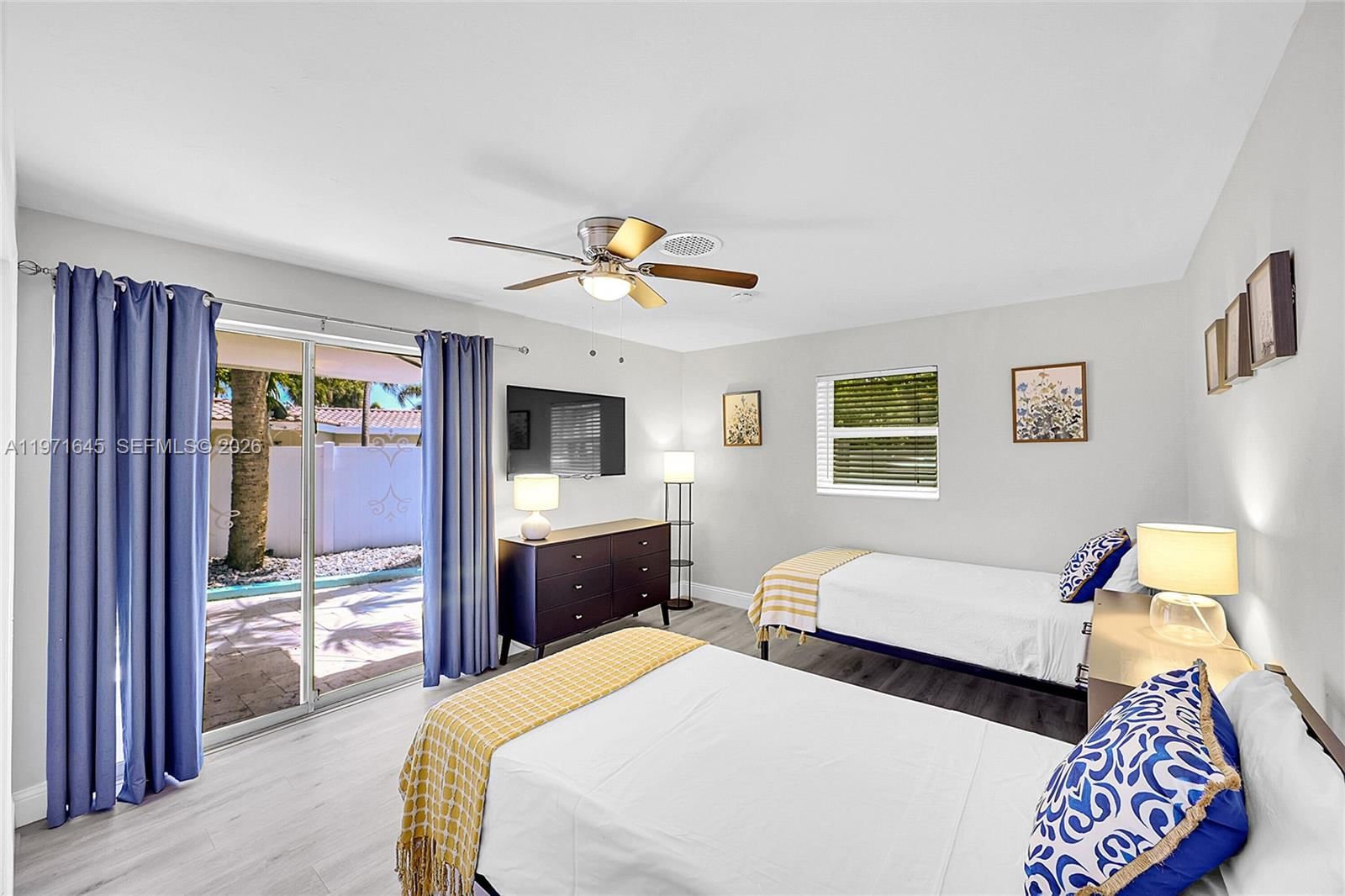 1950 NE 55th Ct - 20