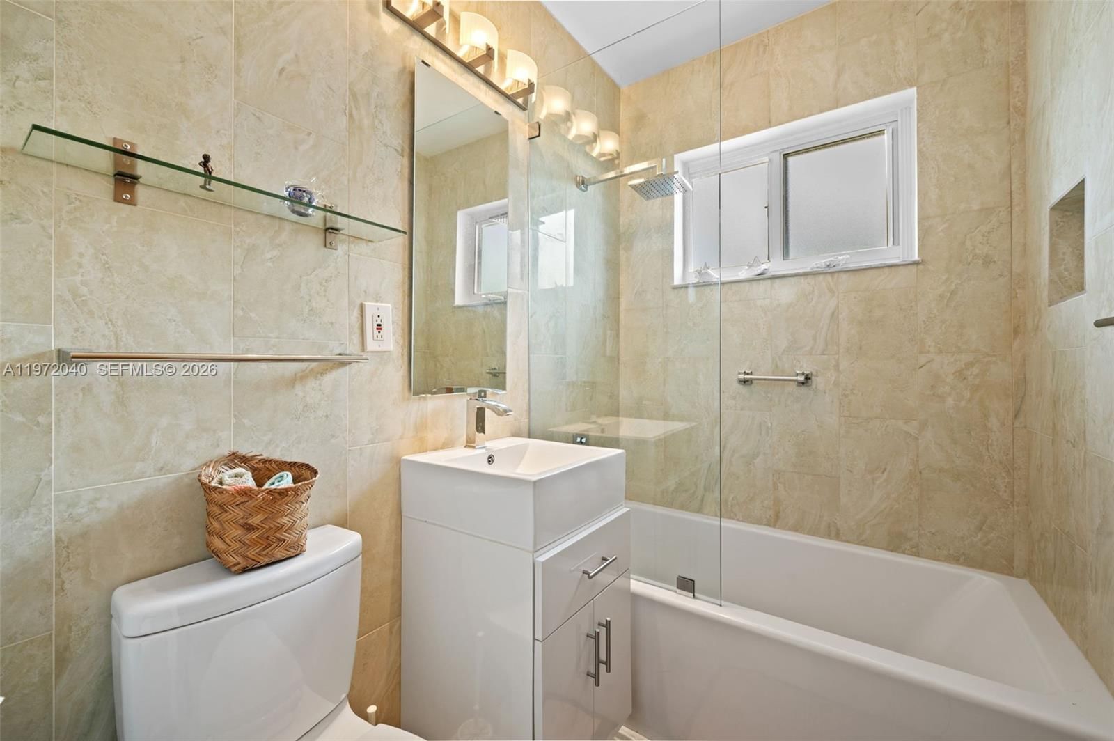 8819 Hawthorne Ave - 20