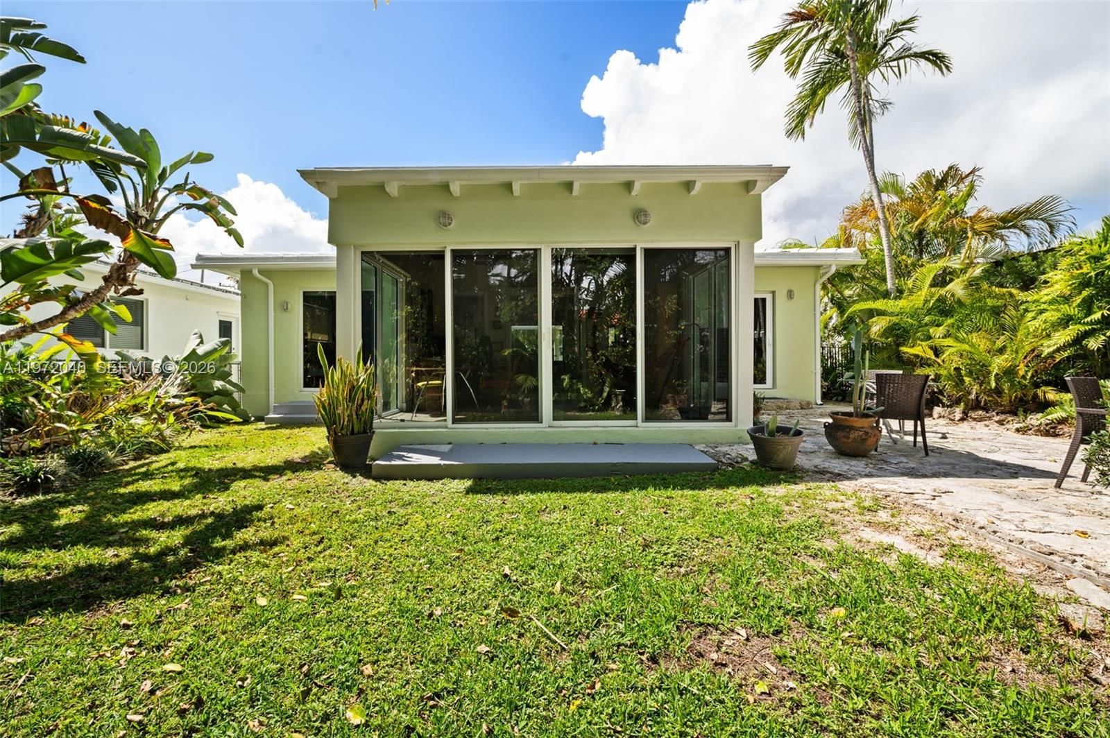 8819 Hawthorne Ave - 26