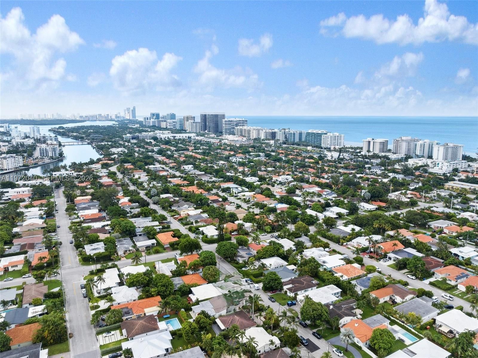 8819 Hawthorne Ave - 33