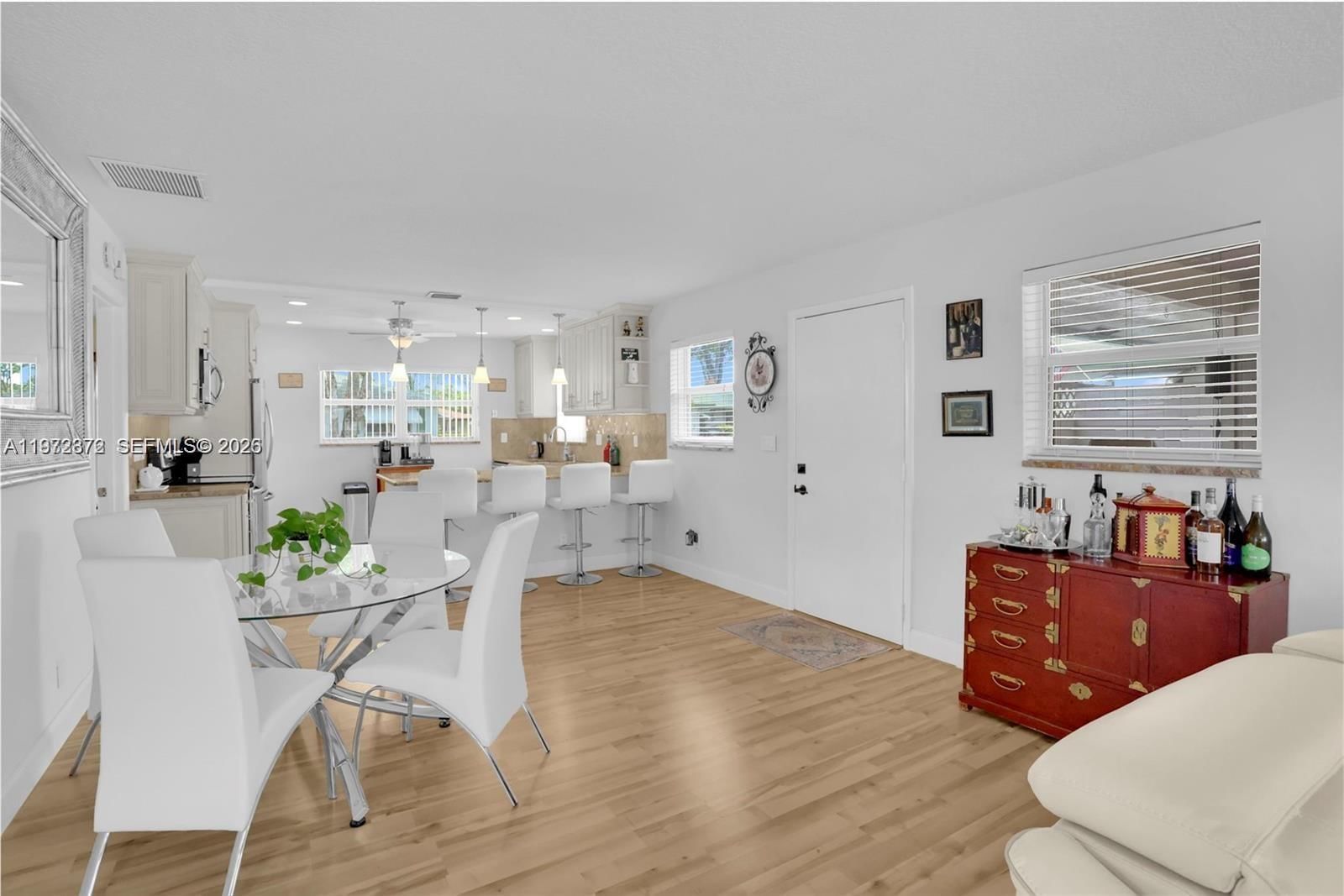 841 MEADOWLARK LN - 18