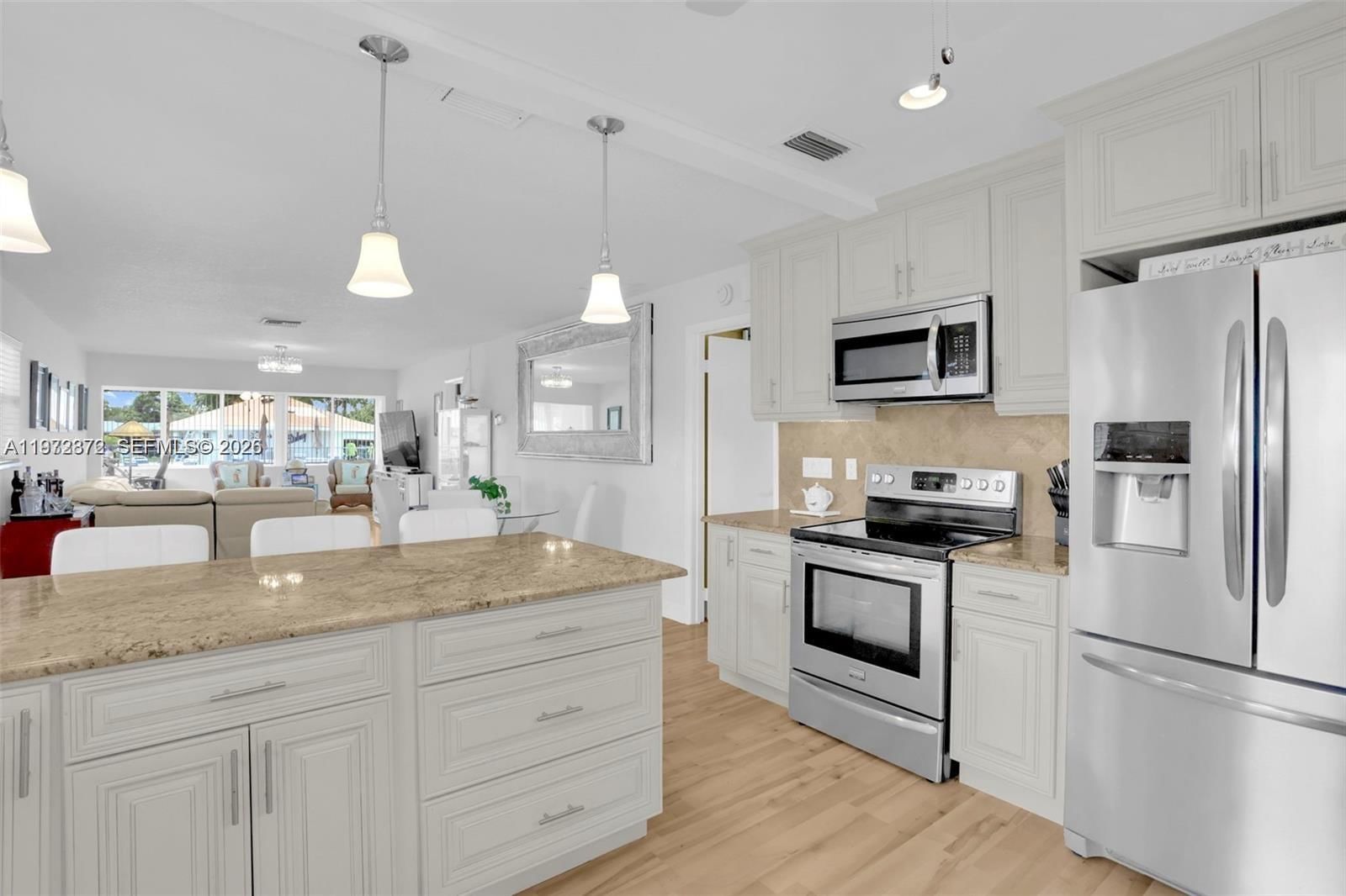 841 MEADOWLARK LN - 6