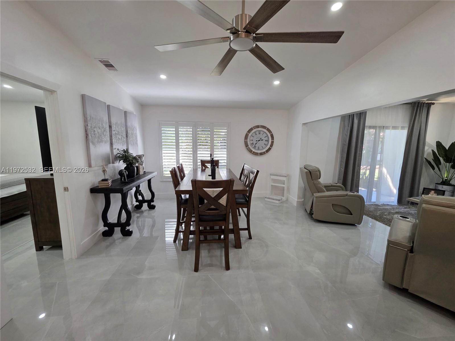 15619 Bottlebrush Cir - 17