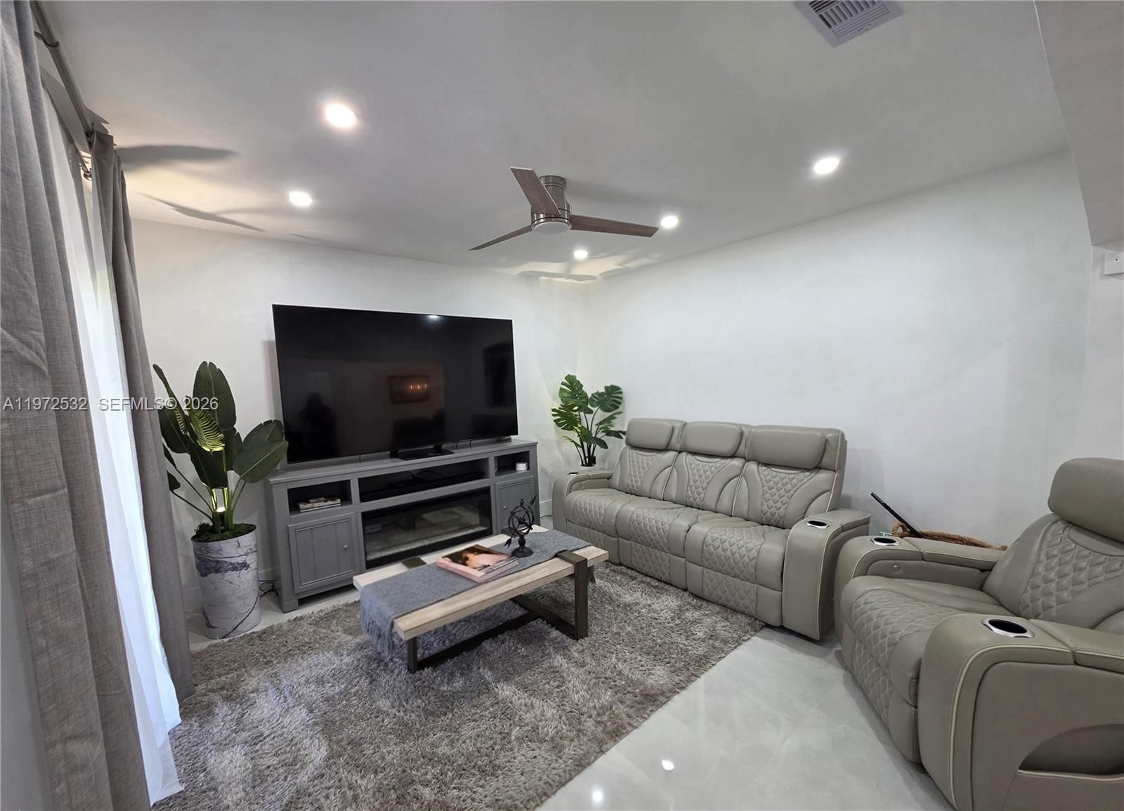 15619 Bottlebrush Cir - 19