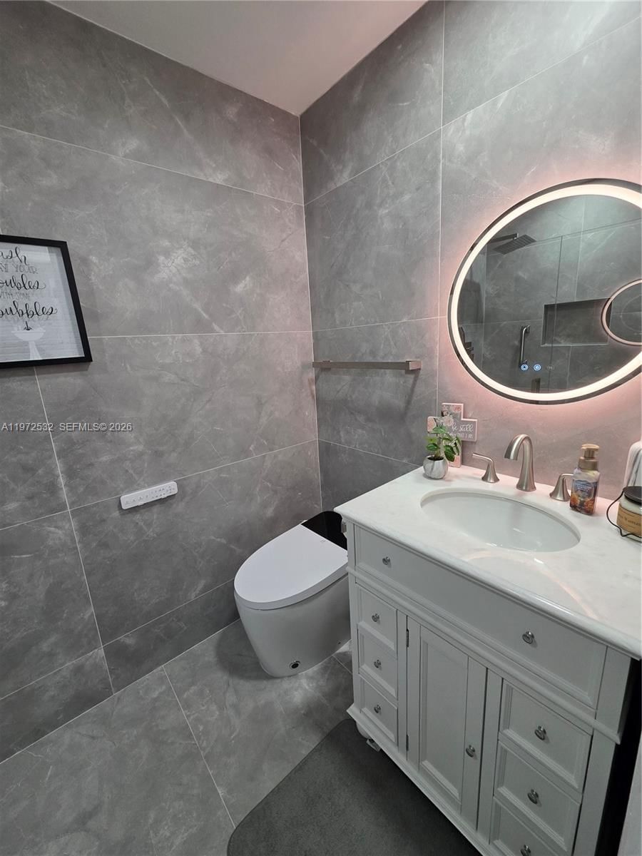 15619 Bottlebrush Cir - 23