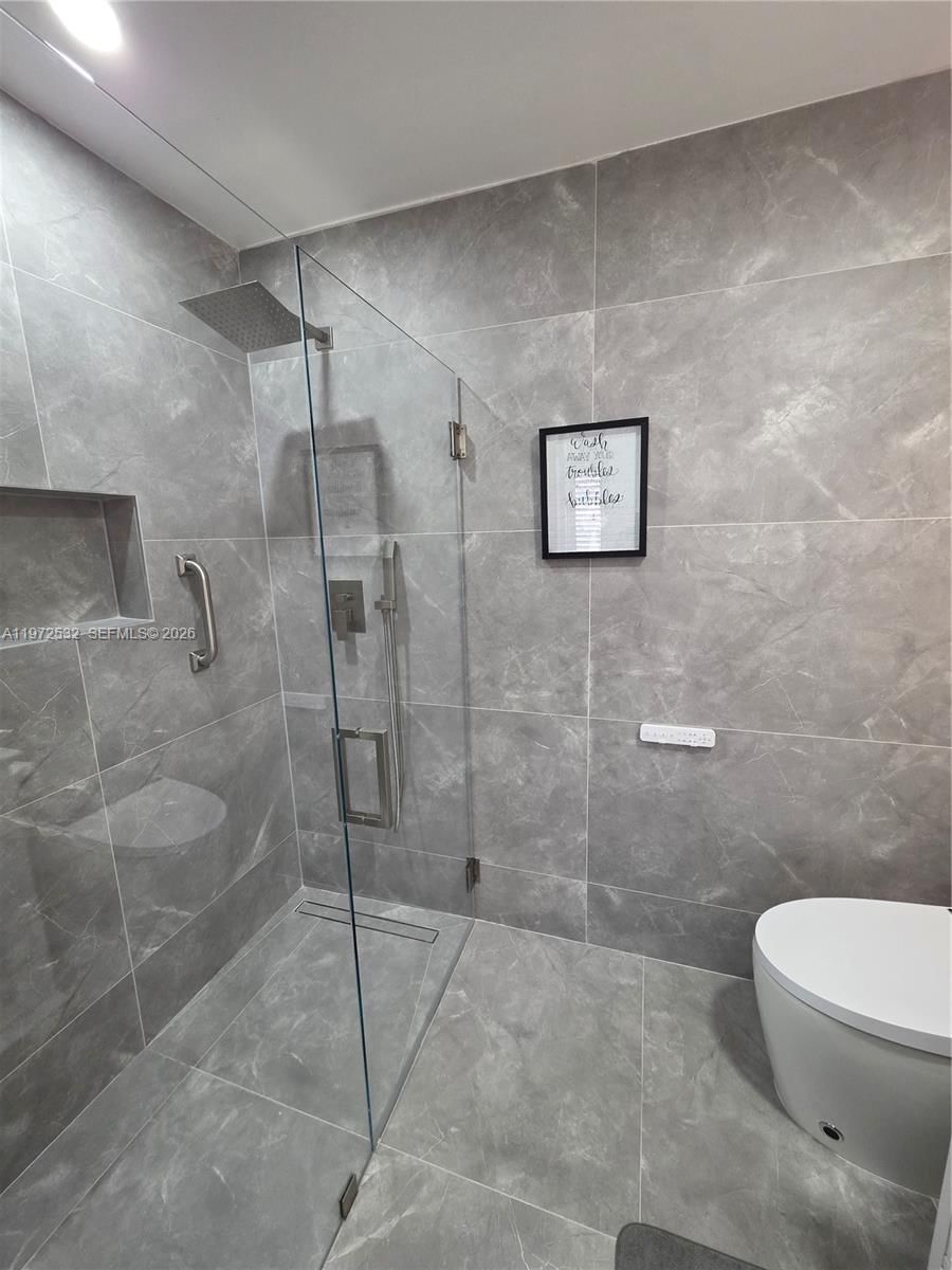 15619 Bottlebrush Cir - 24