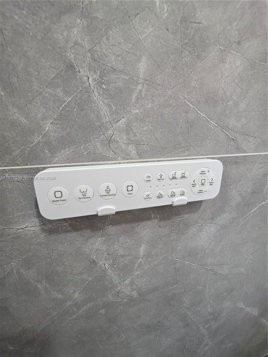 15619 Bottlebrush Cir - 25