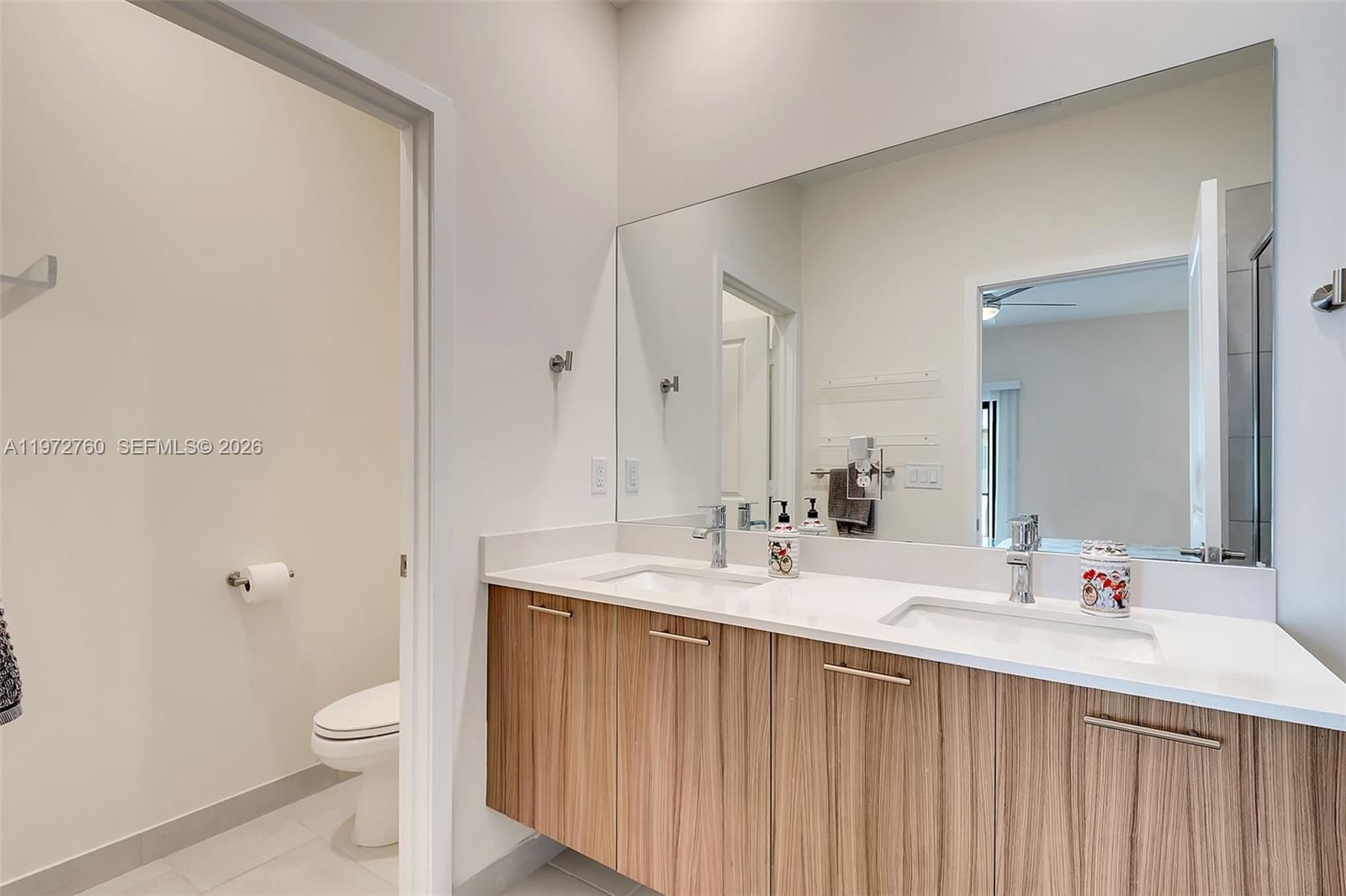 4652 NW 83rd Ave - 20