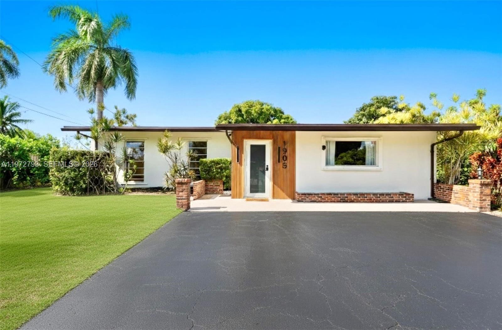 1905 NW 62nd Ter - 1