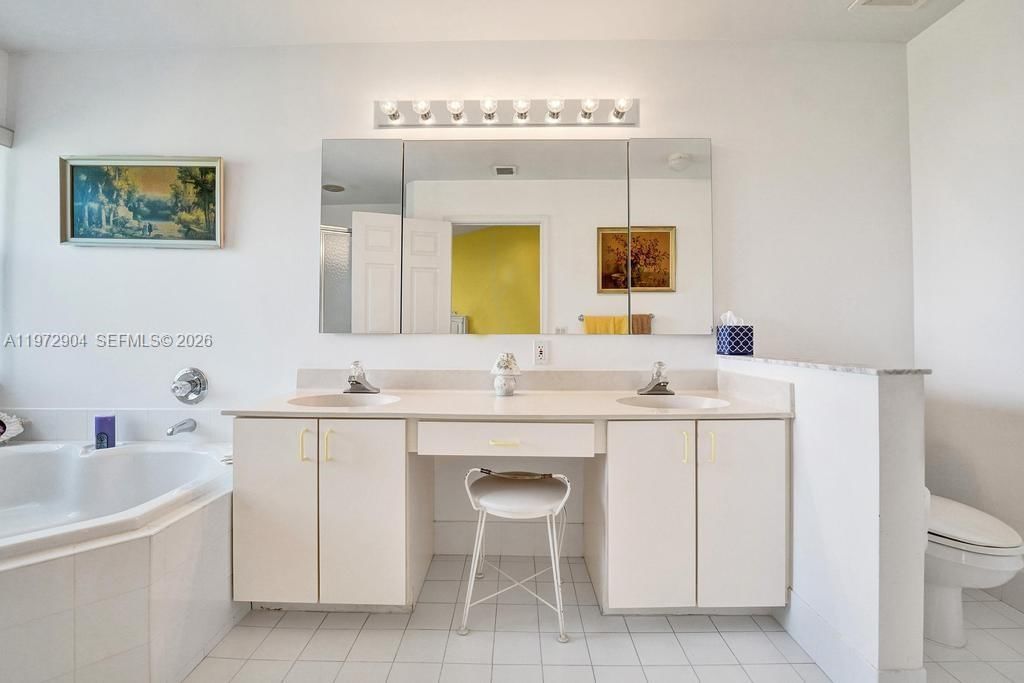 3151 OVERLOOK RD - 20