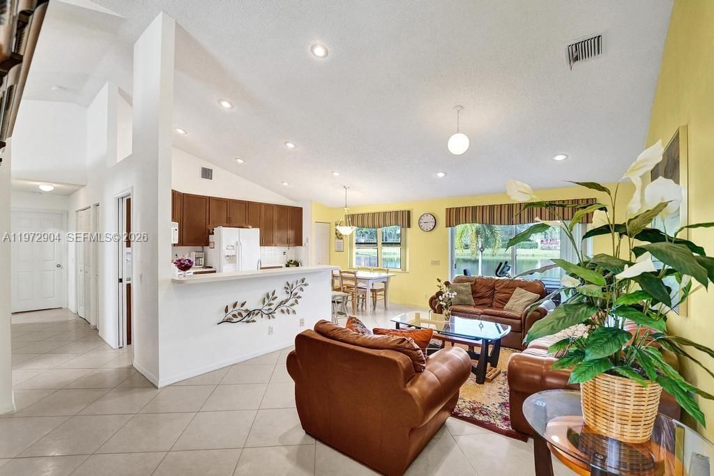 3151 OVERLOOK RD - 8