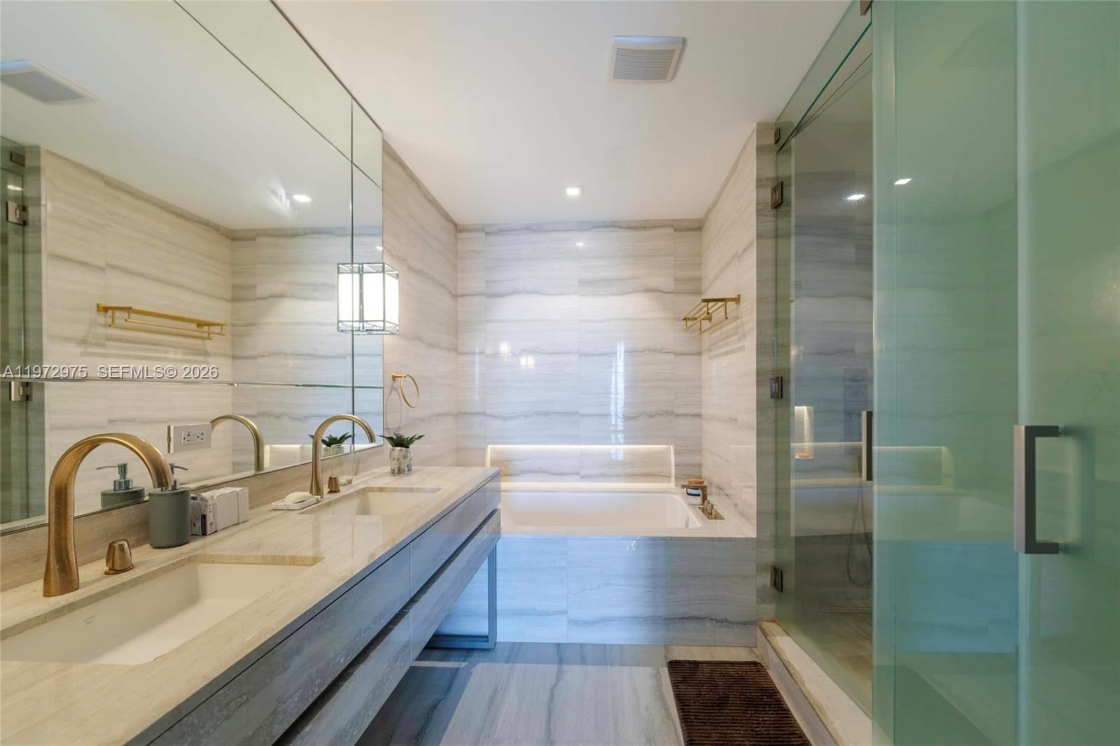 18975 COLLINS AVE, Unit 3004 - 28