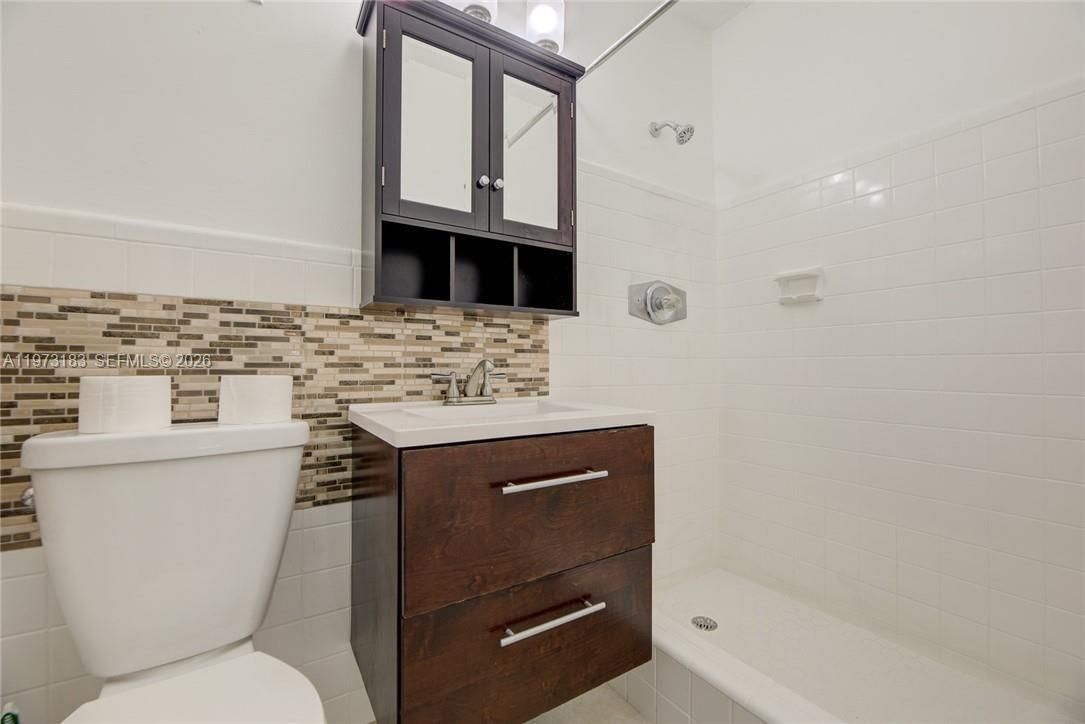 1791 NE 46TH ST - 16