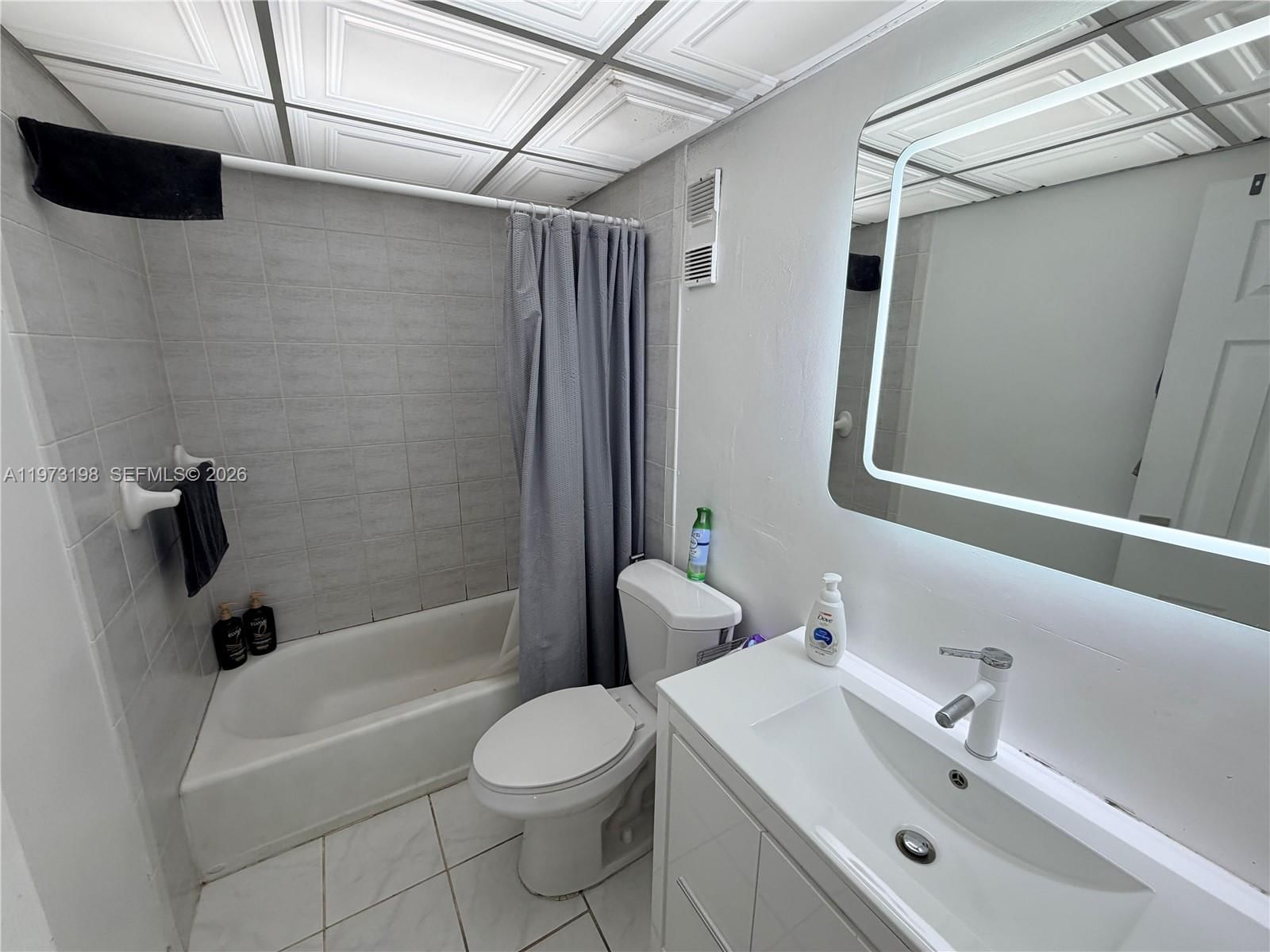 1825 W 44TH PL, Unit 206 - 14