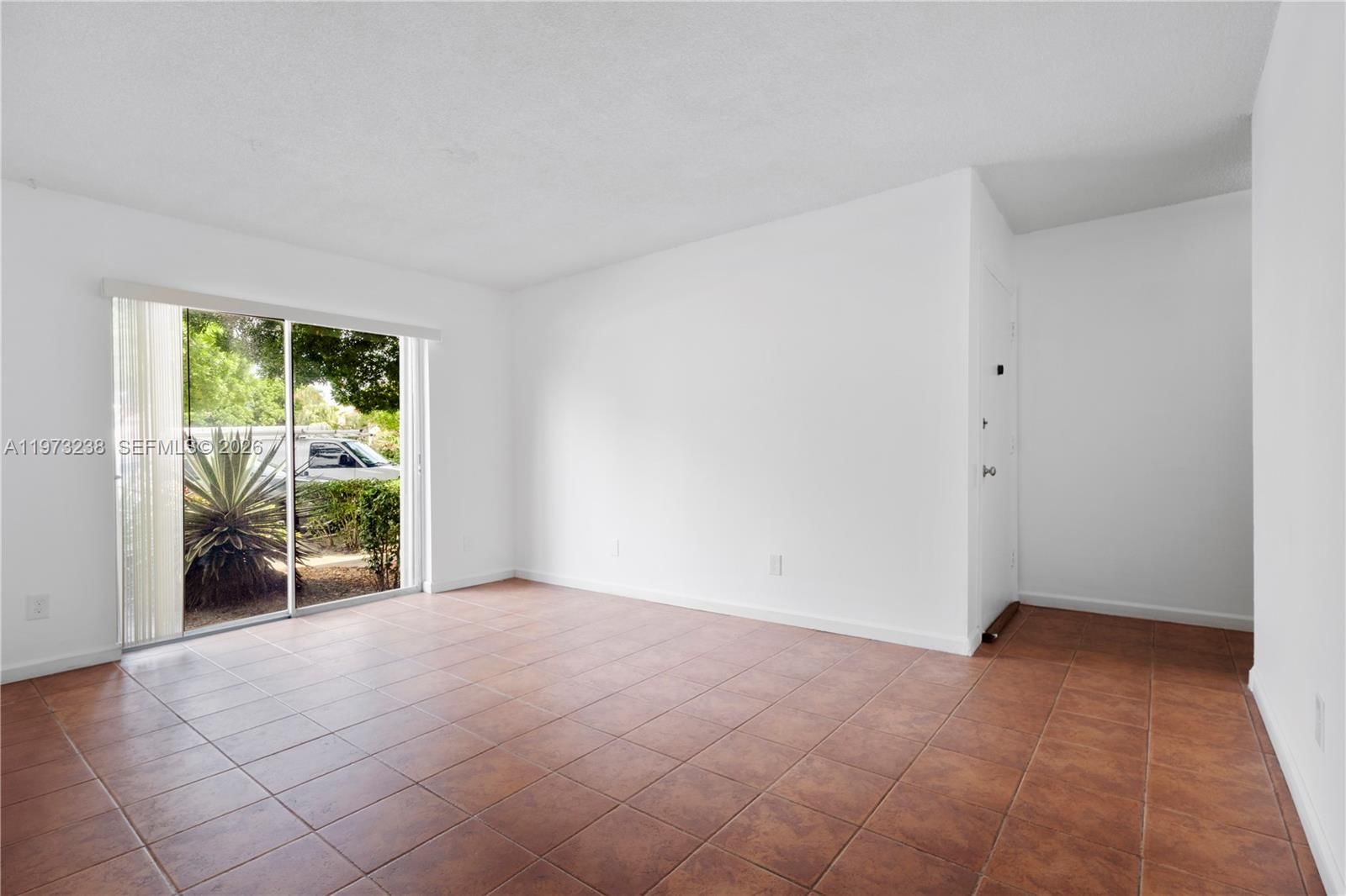 5216 NE 6TH AVE, Unit B3 - 12