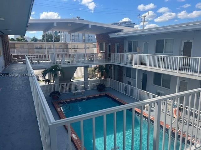 305 69TH ST, Unit 205 - 2