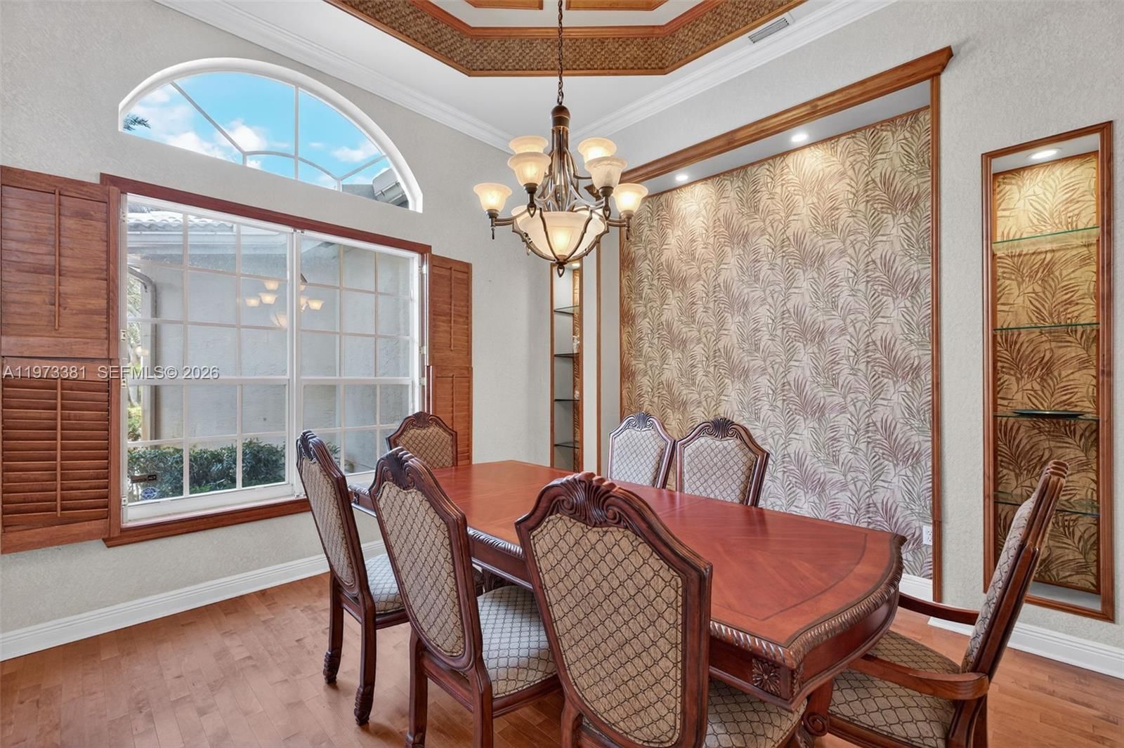 3792 CHURCHILL DOWNS DR - 11