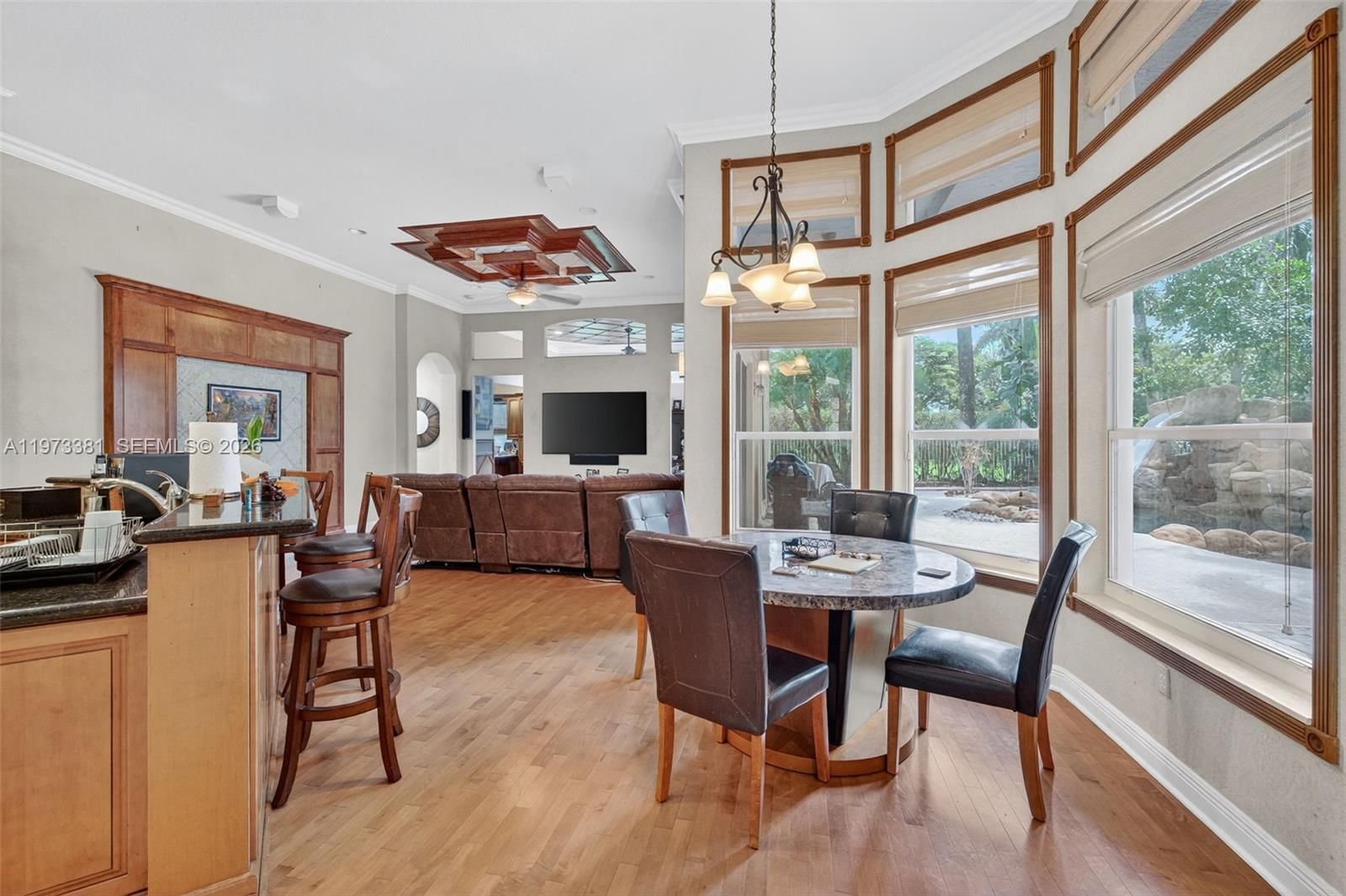 3792 CHURCHILL DOWNS DR - 14