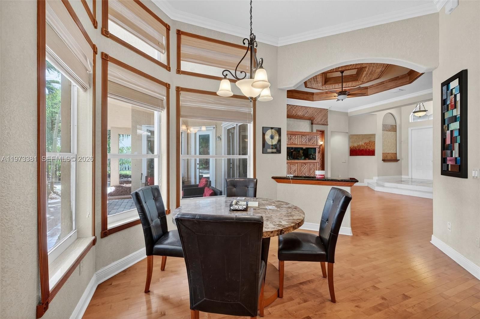 3792 CHURCHILL DOWNS DR - 16