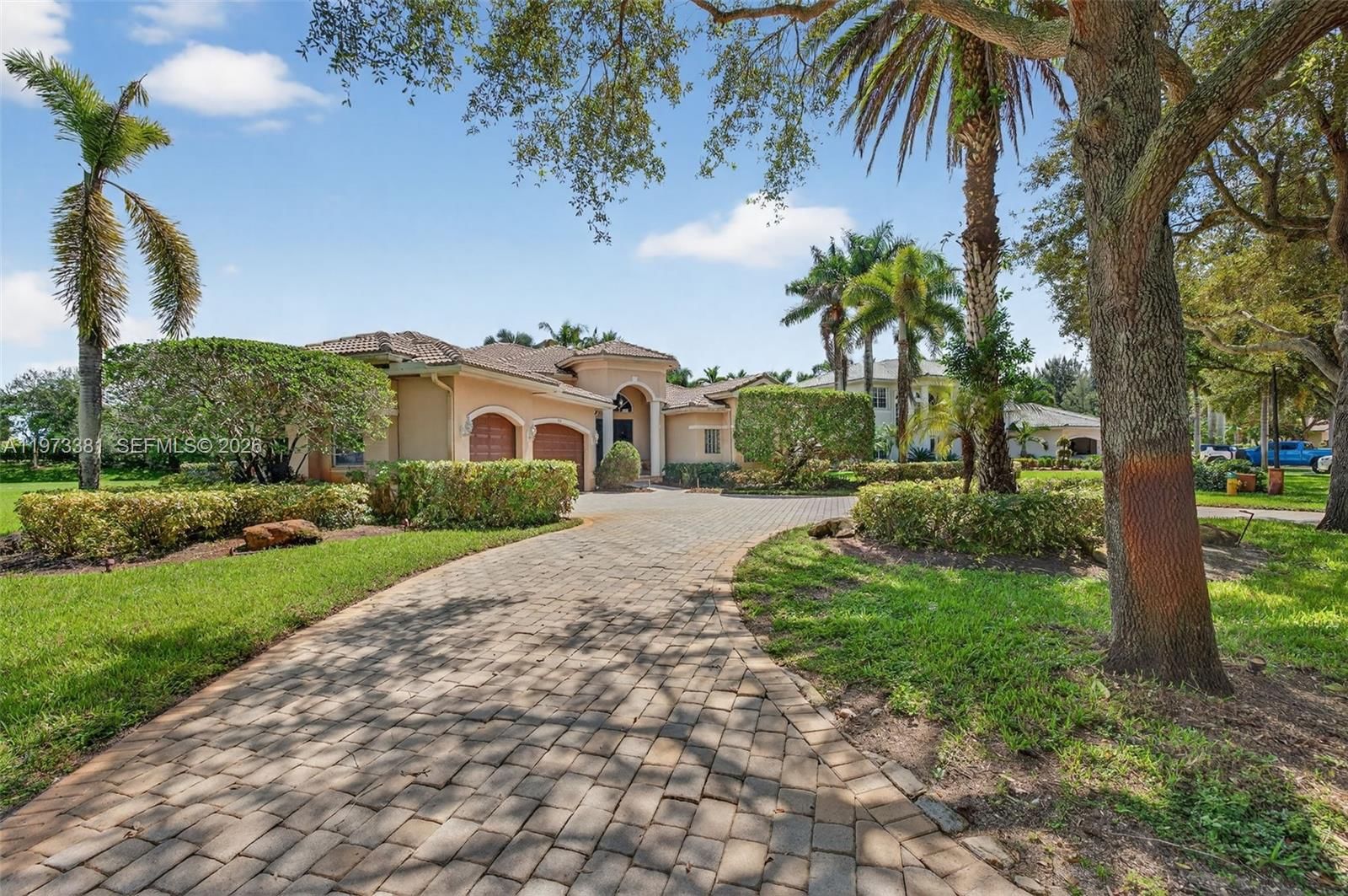 3792 CHURCHILL DOWNS DR - 2