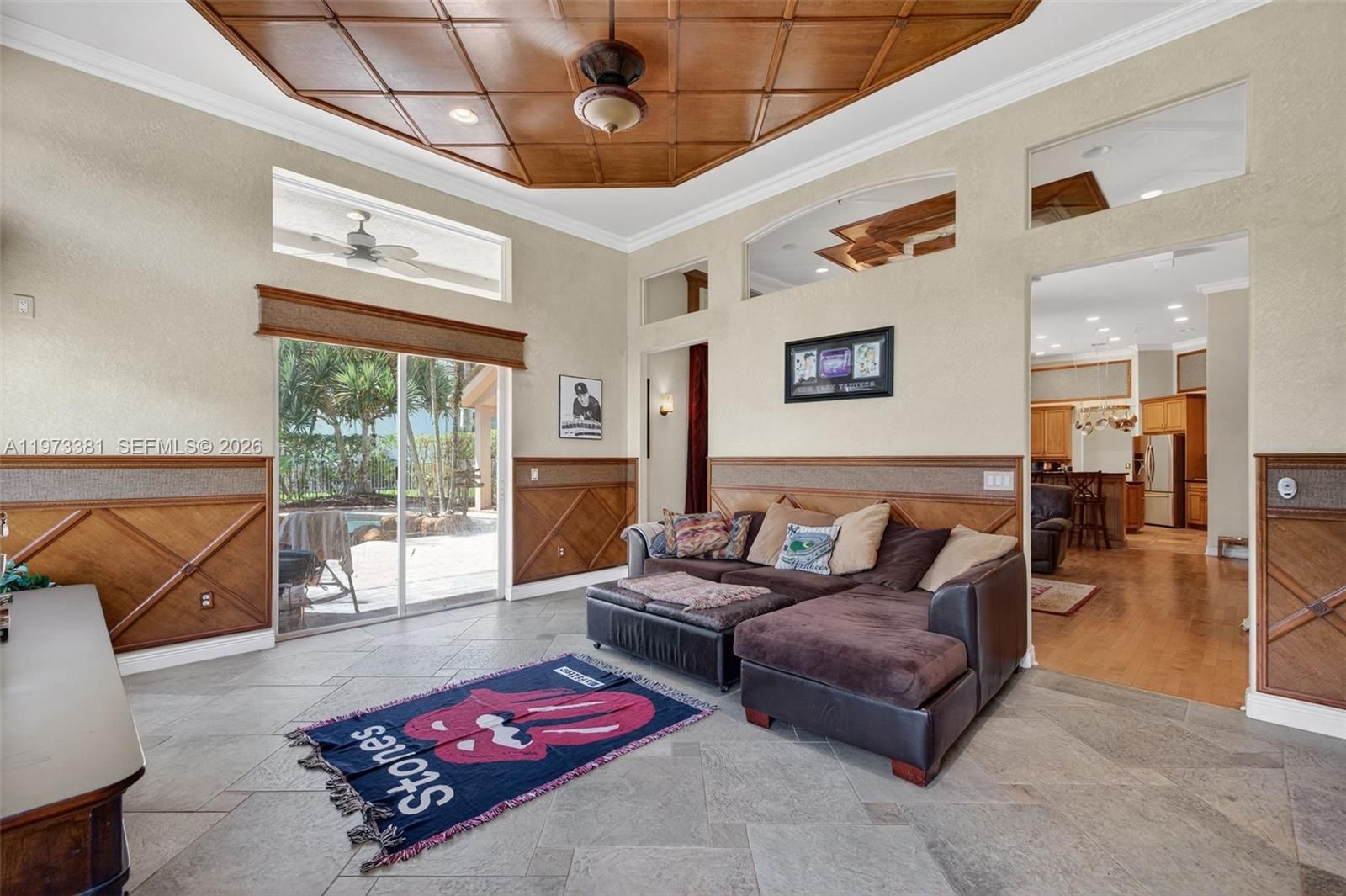 3792 CHURCHILL DOWNS DR - 31