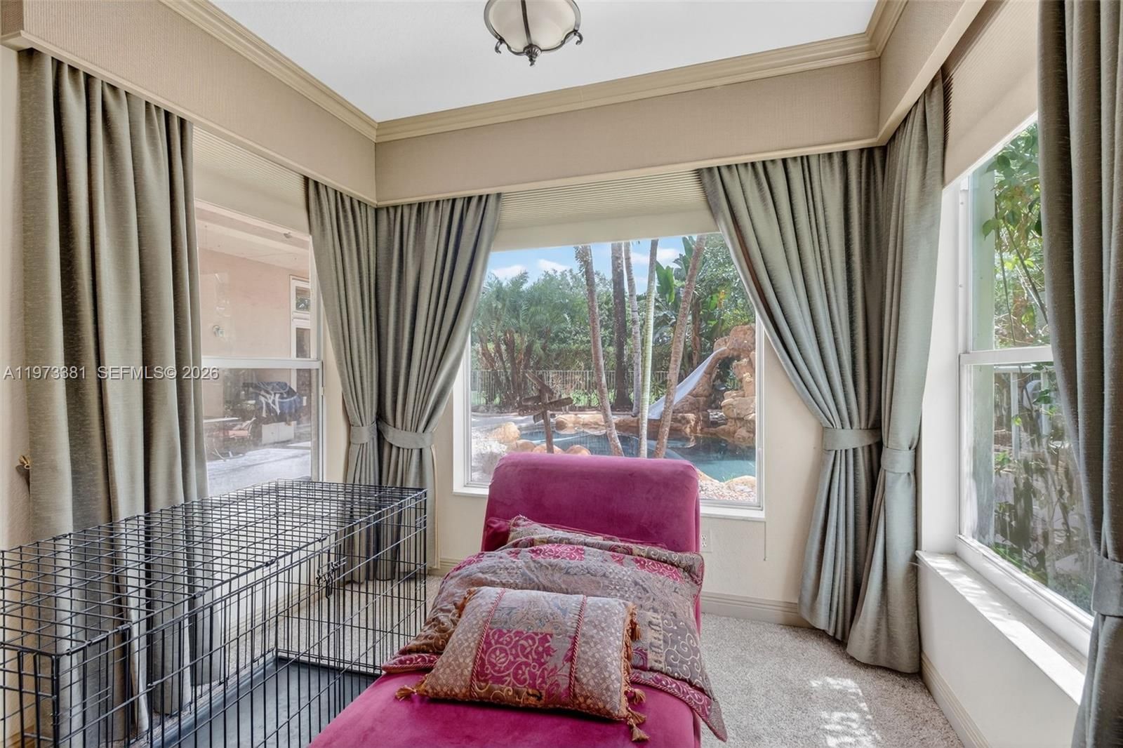 3792 CHURCHILL DOWNS DR - 40