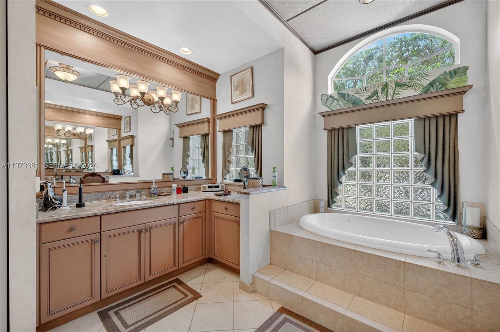 3792 CHURCHILL DOWNS DR - 45