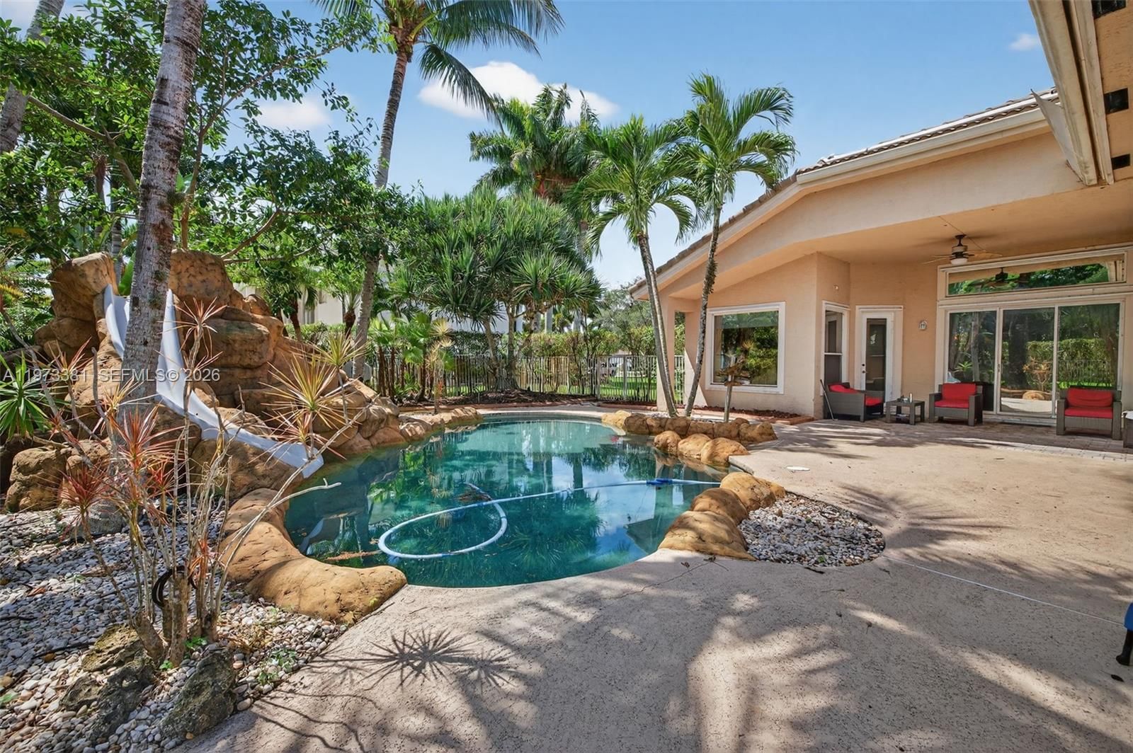 3792 CHURCHILL DOWNS DR - 63