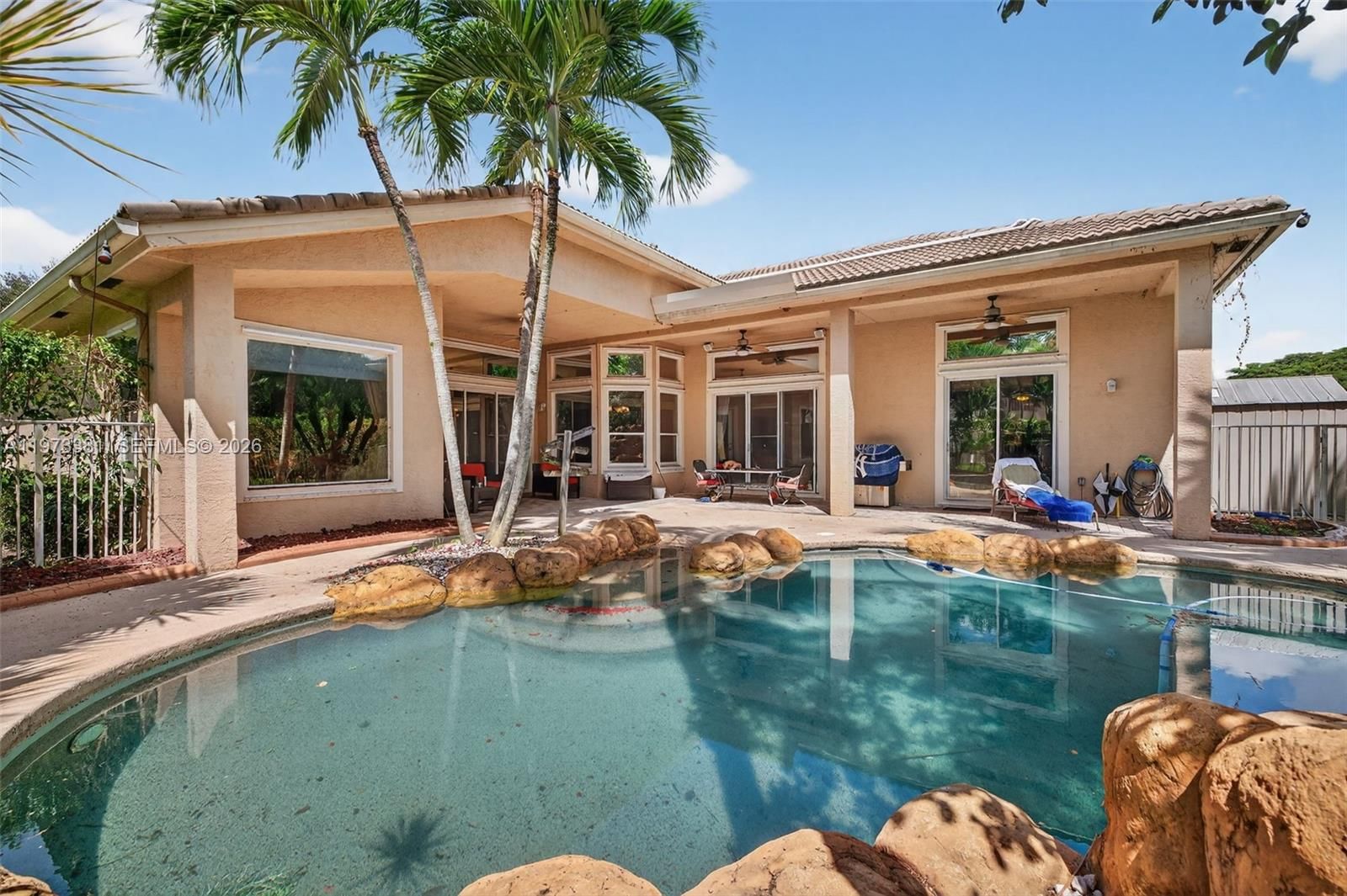 3792 CHURCHILL DOWNS DR - 64