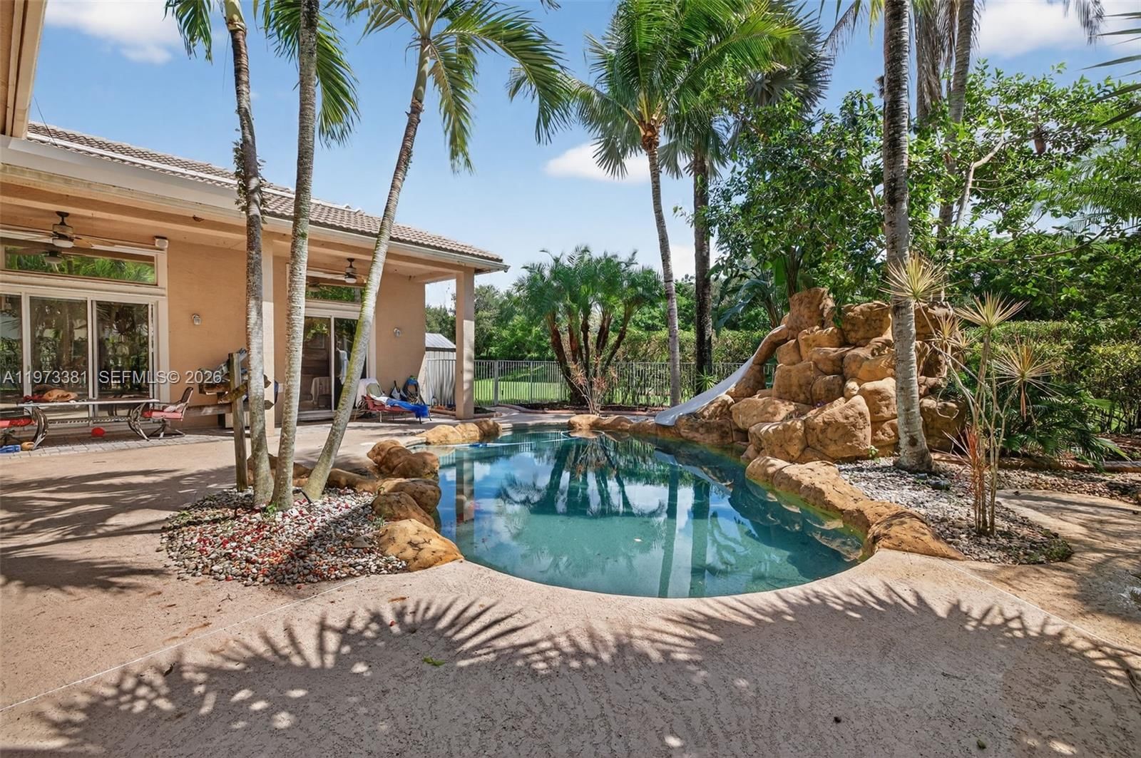 3792 CHURCHILL DOWNS DR - 65