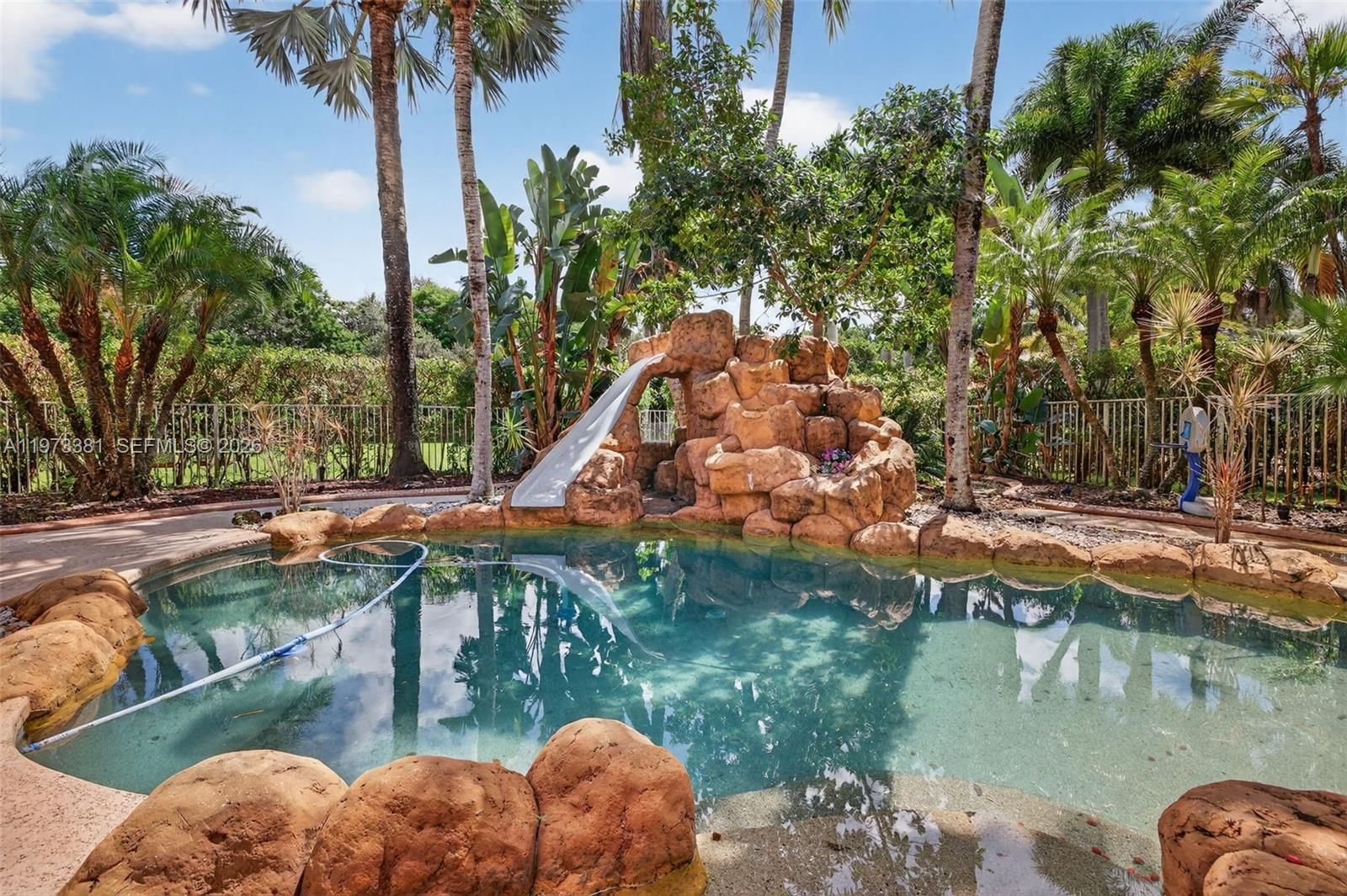 3792 CHURCHILL DOWNS DR - 66