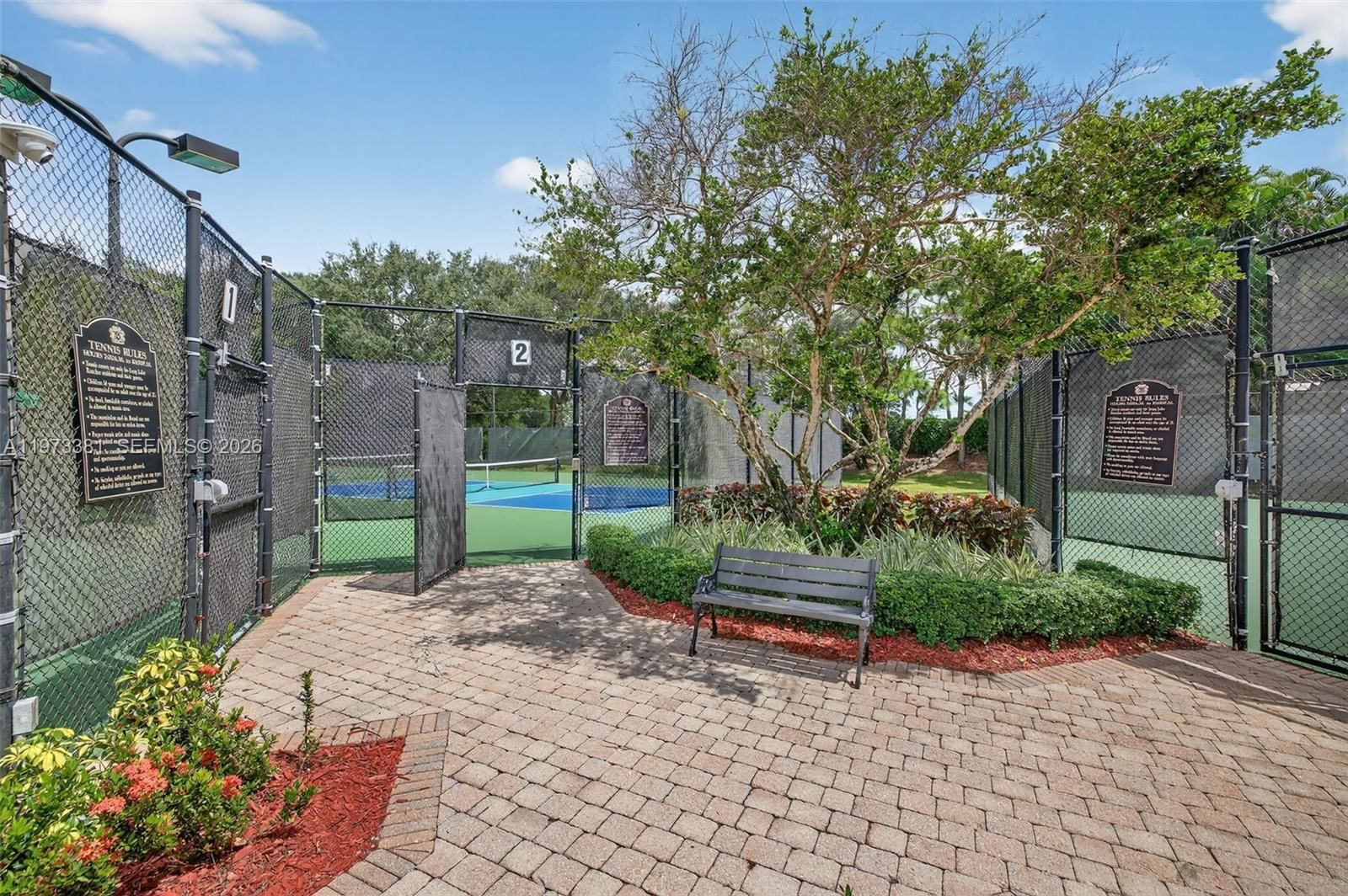 3792 CHURCHILL DOWNS DR - 76