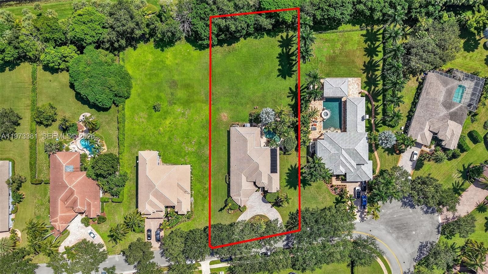 3792 CHURCHILL DOWNS DR - 85