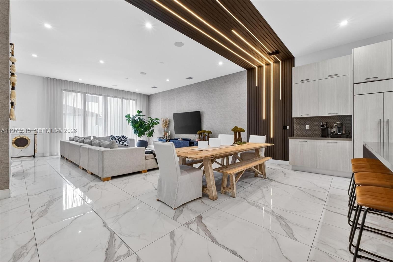 8126 NW 48th Ter - 22