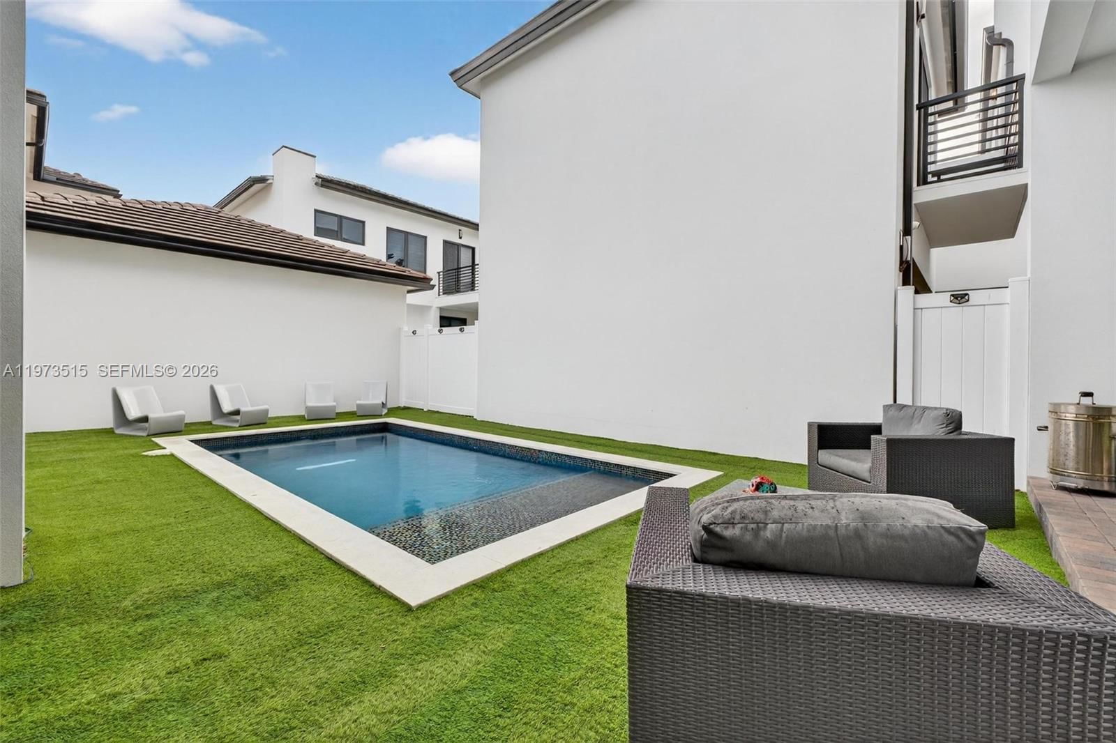 8126 NW 48th Ter - 32