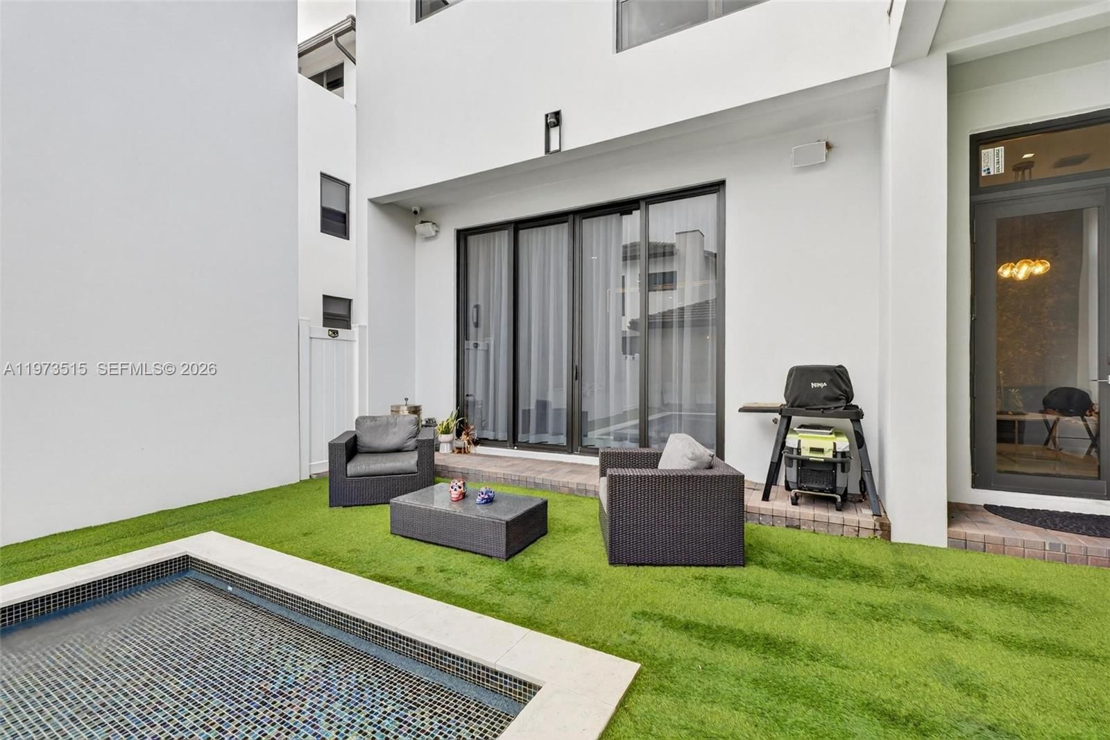 8126 NW 48th Ter - 34