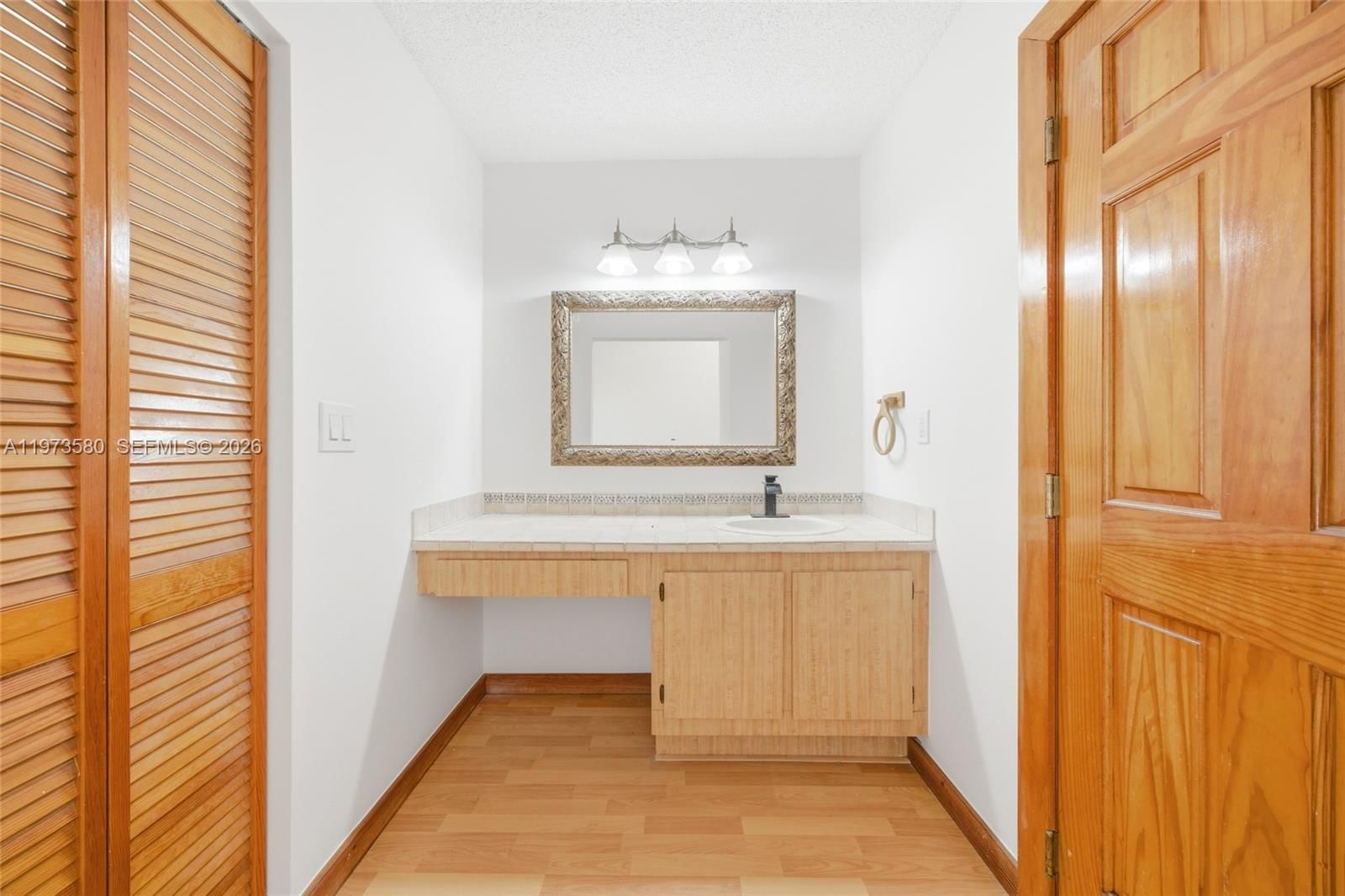 14371 KENDALE LAKES CIR - 23