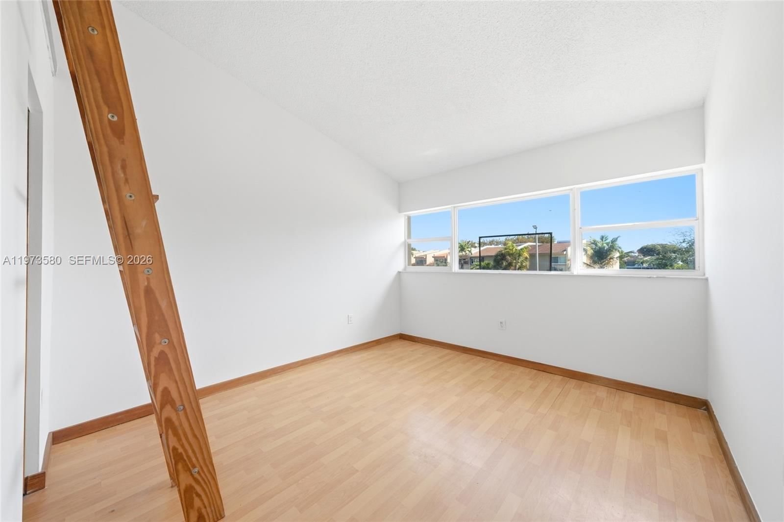 14371 KENDALE LAKES CIR - 27