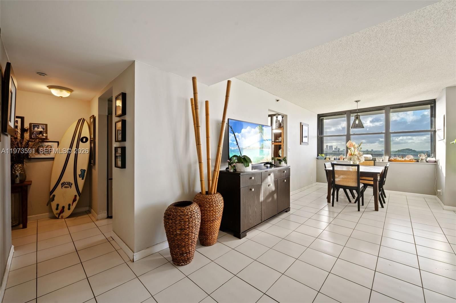 2555 COLLINS AVE, Unit 1002 - 4