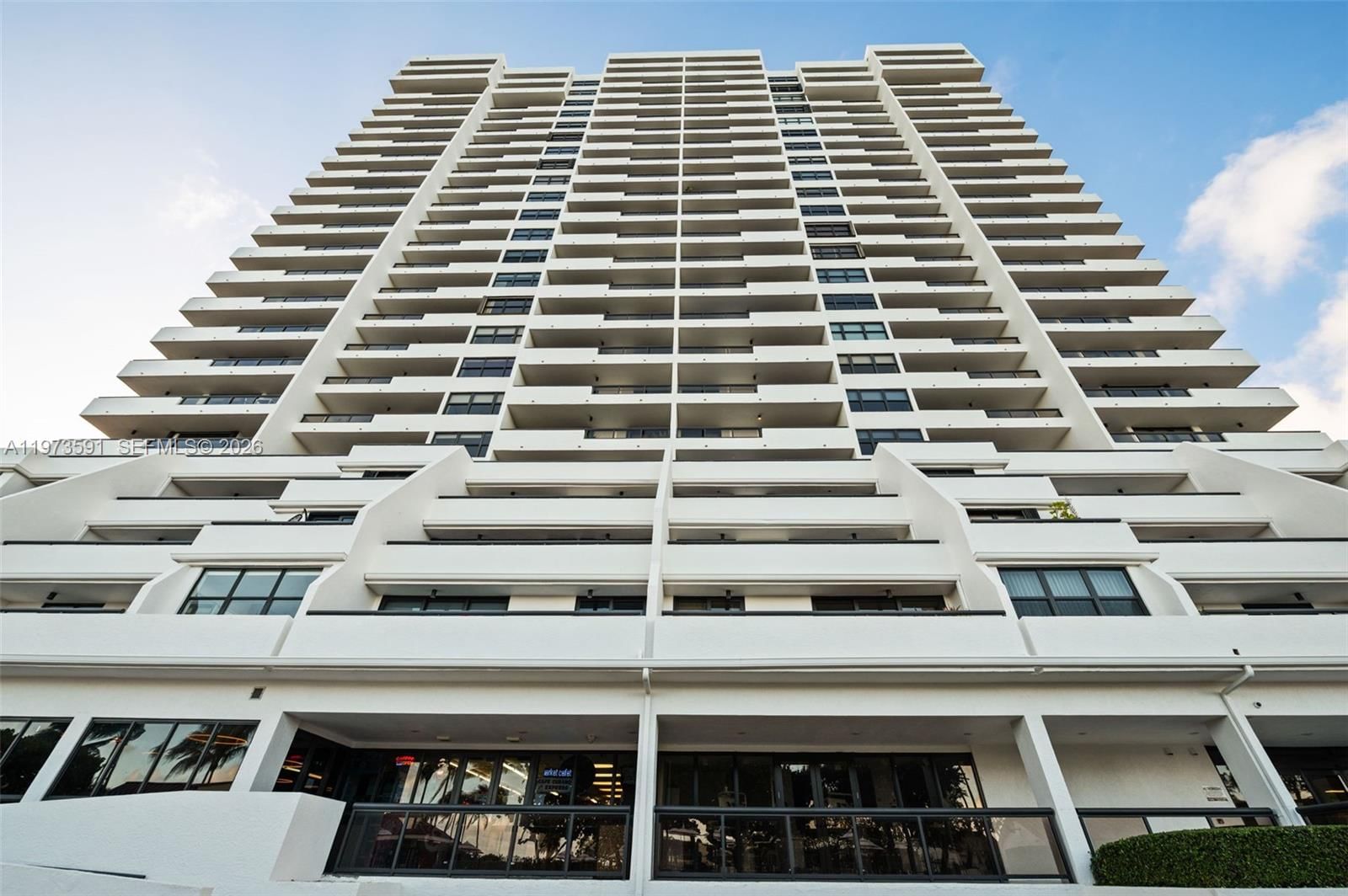 2555 COLLINS AVE, Unit 1002 - 42