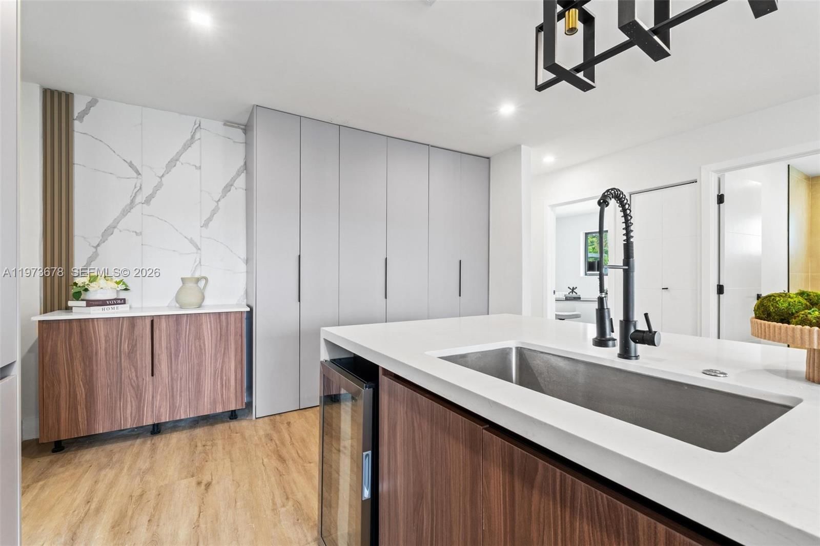 7731 FARRAGUT ST - 18