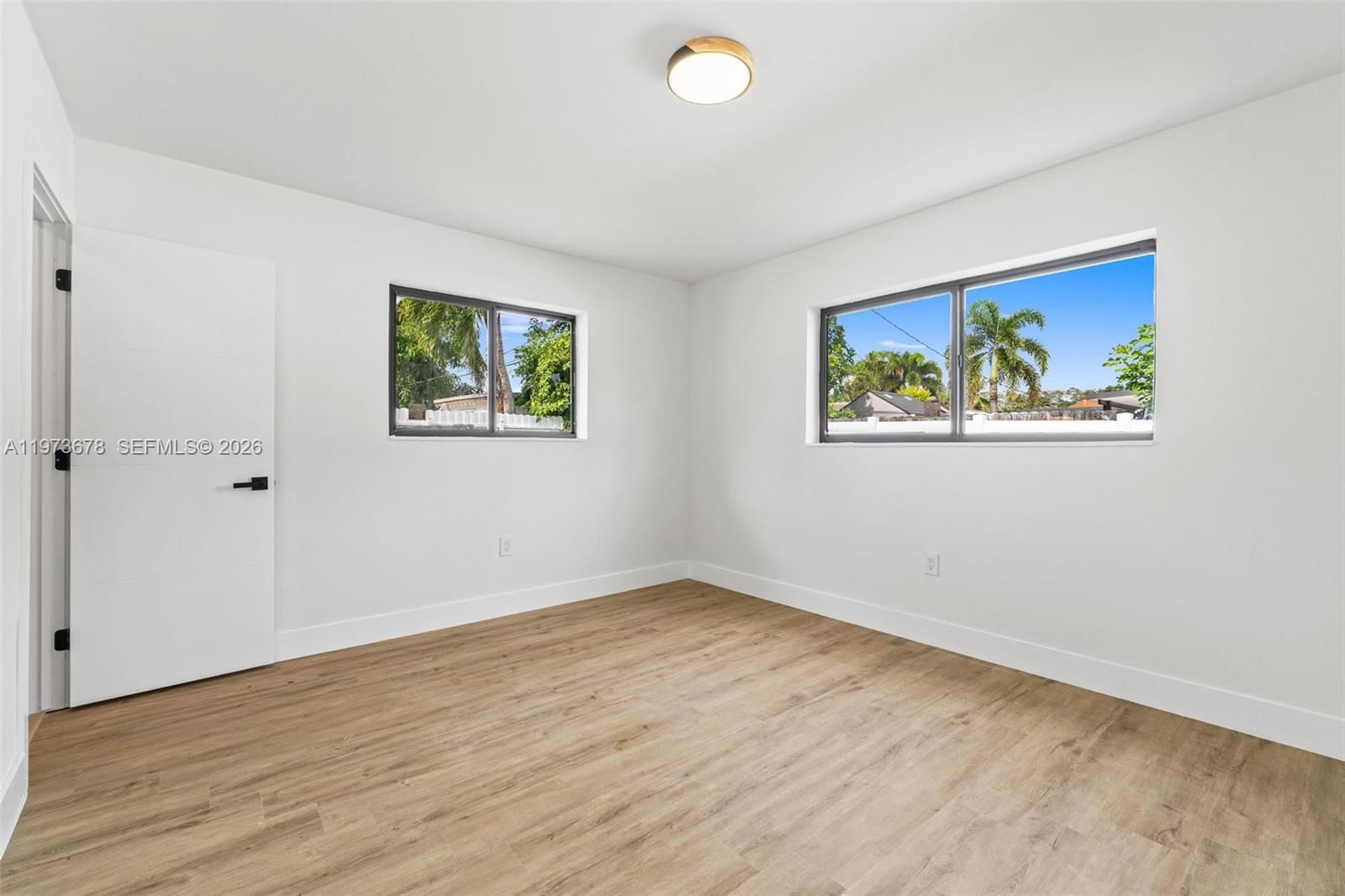 7731 FARRAGUT ST - 31