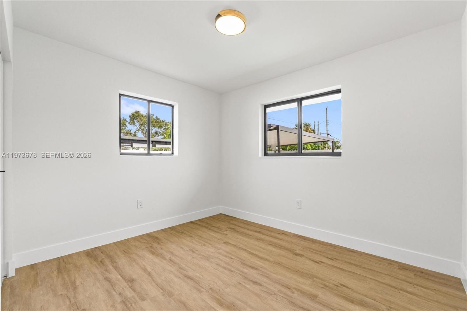 7731 FARRAGUT ST - 33