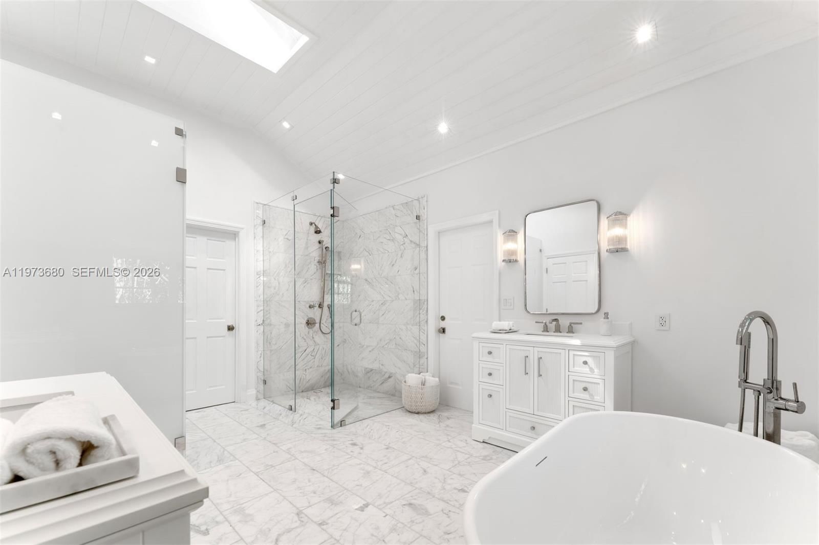 6675 ROXBURY LN - 38