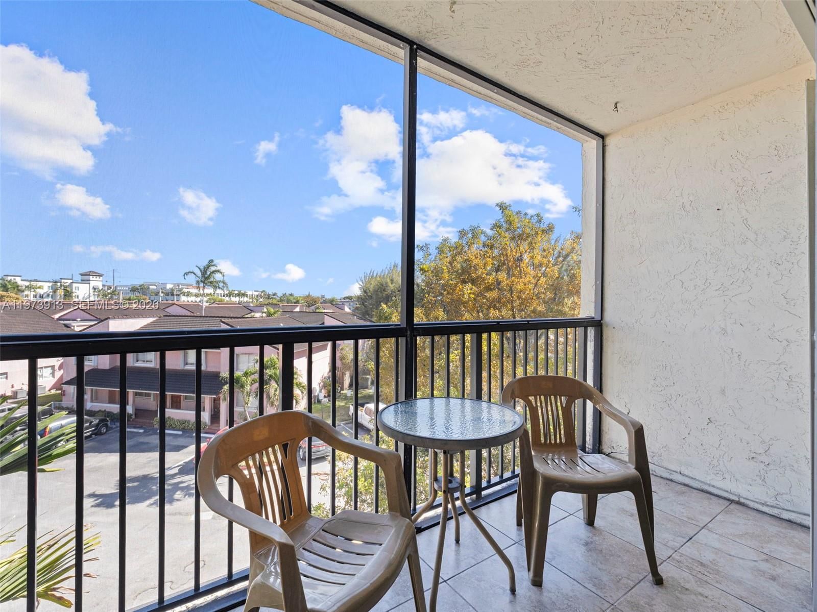 8005 Lake Dr, Unit 408 - 19