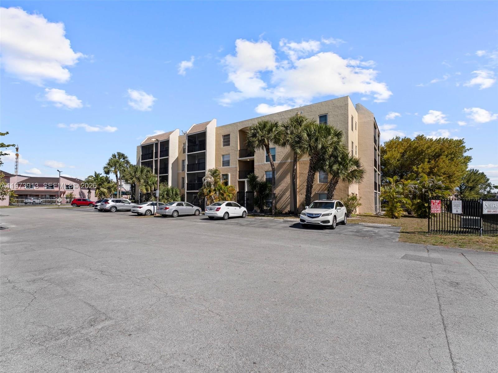 8005 Lake Dr, Unit 408 - 2