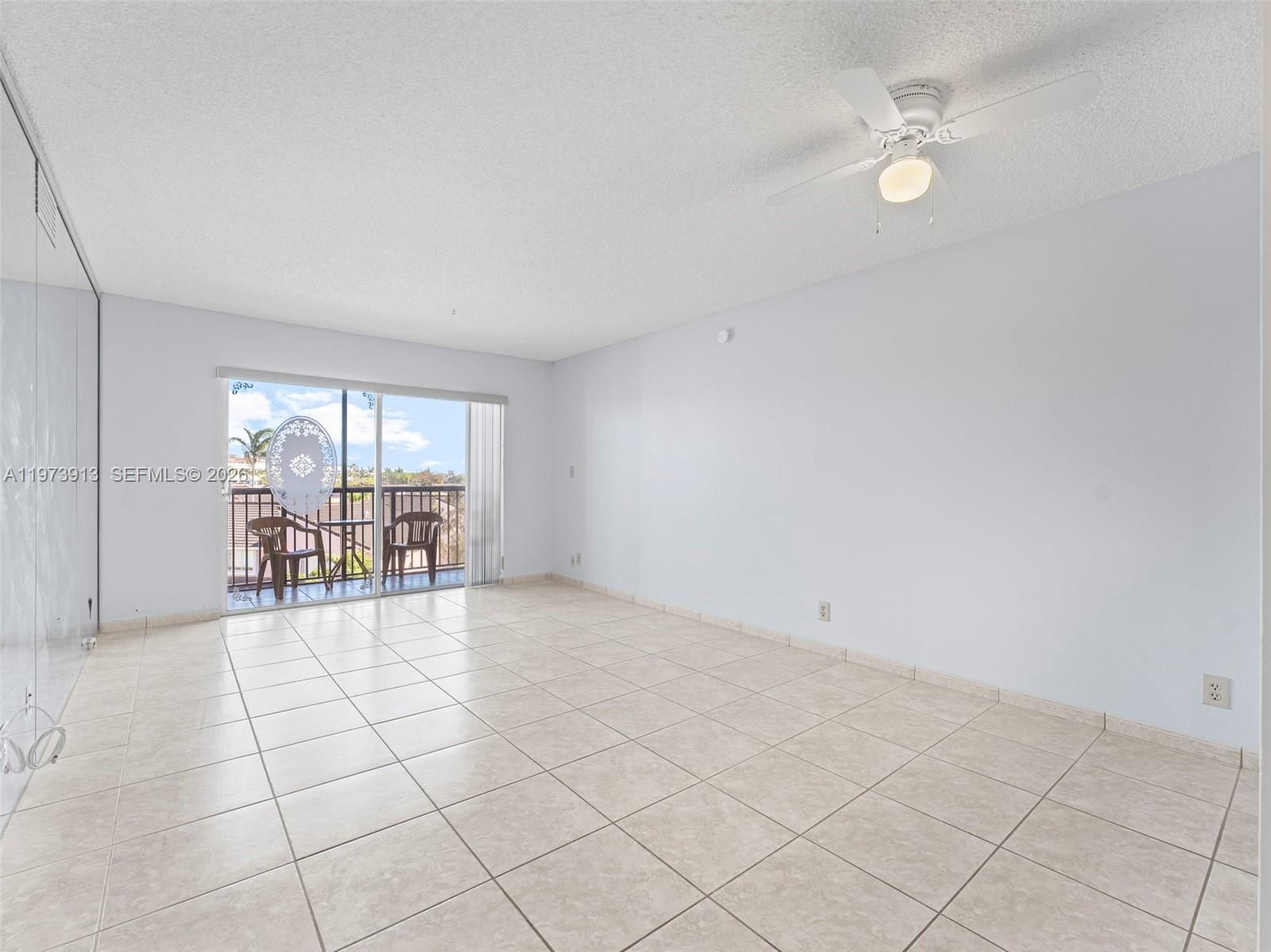 8005 Lake Dr, Unit 408 - 7