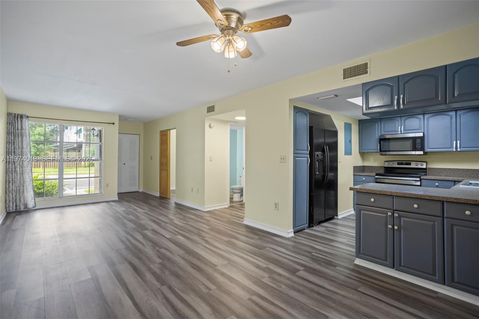 12261 LAKE LOOP RD - 18